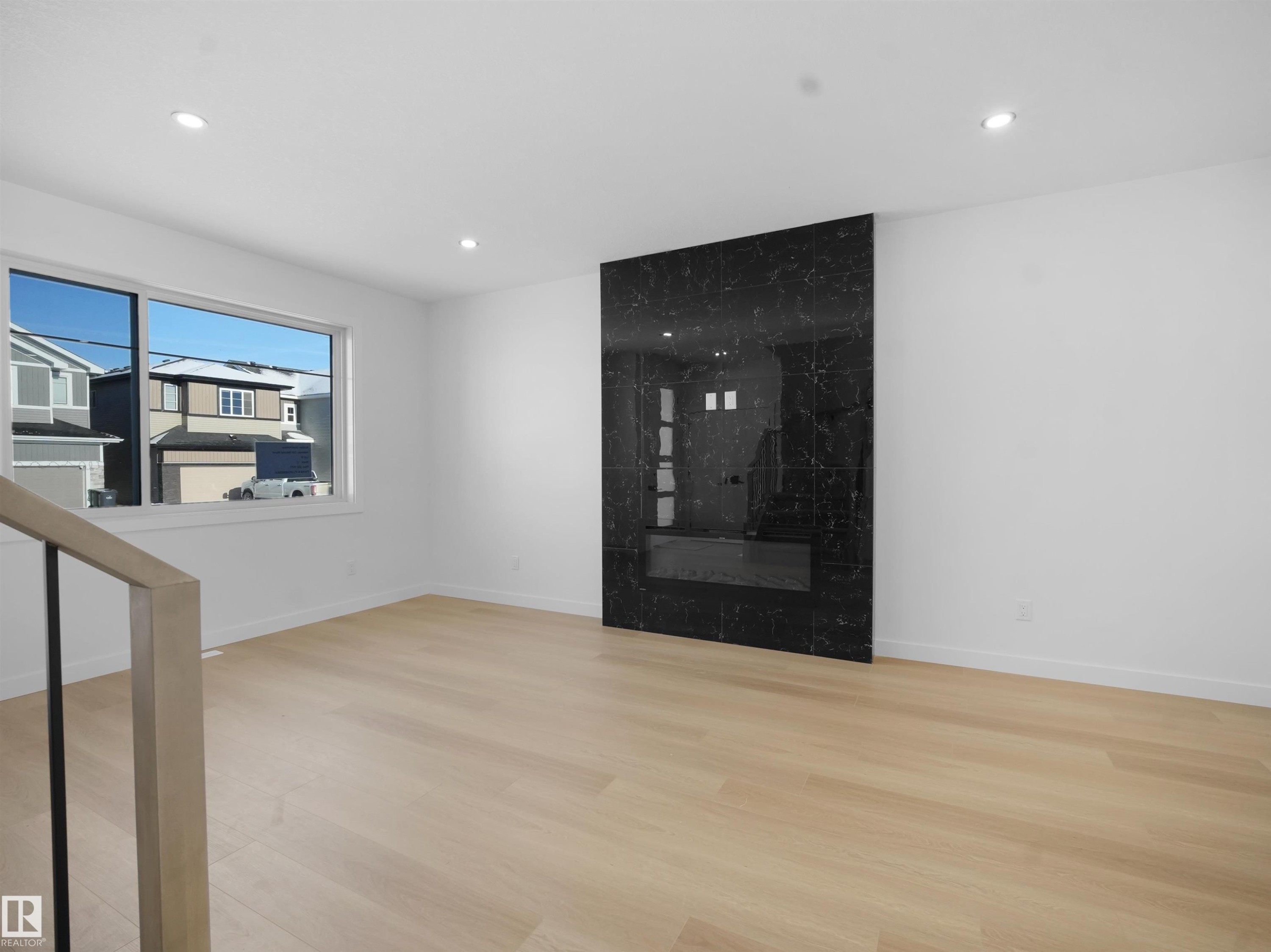 334 Roberts Wynd, Leduc, AB - Indoor Photo Showing Other Room