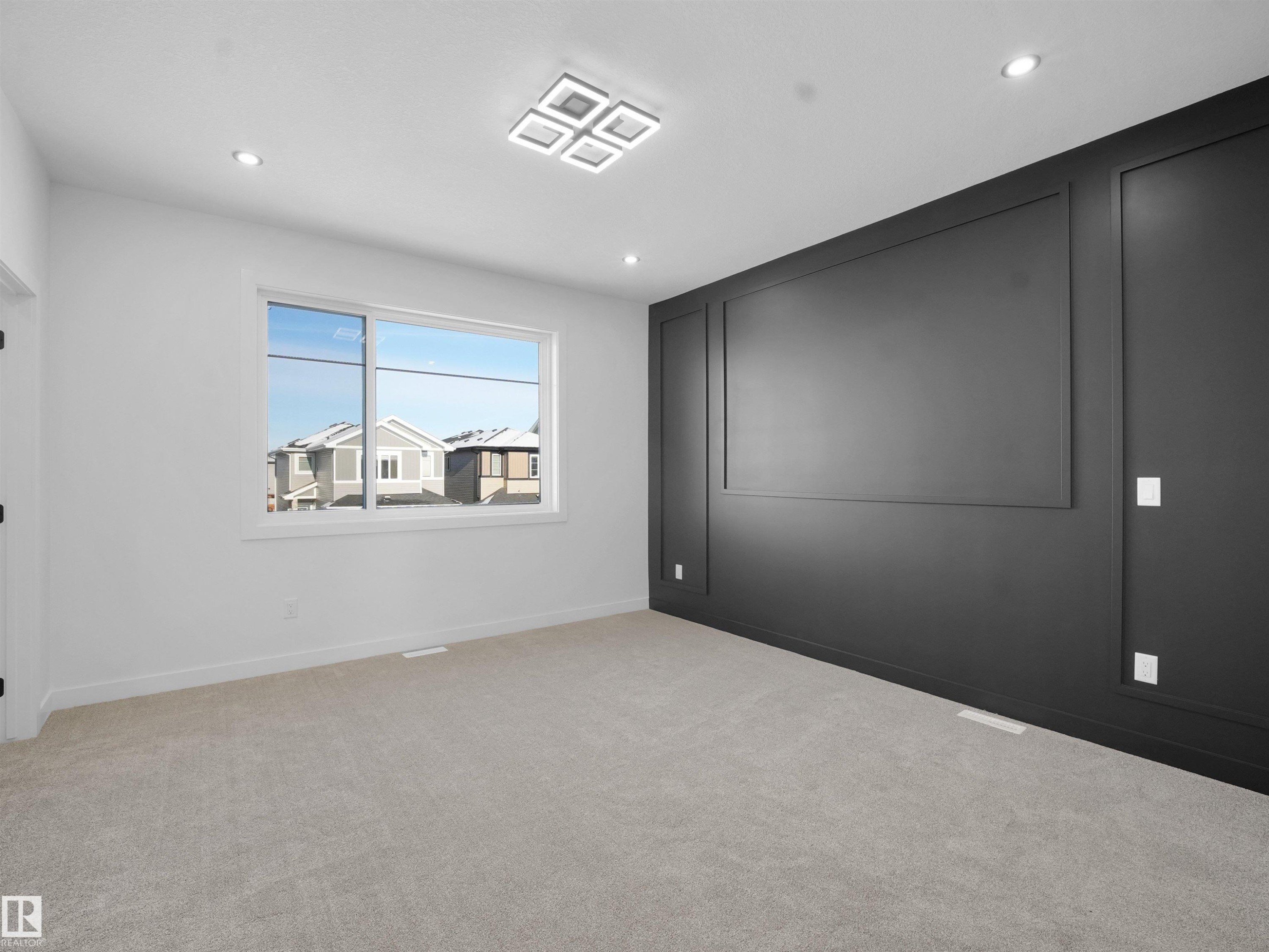 334 Roberts Wynd, Leduc, AB - Indoor Photo Showing Other Room