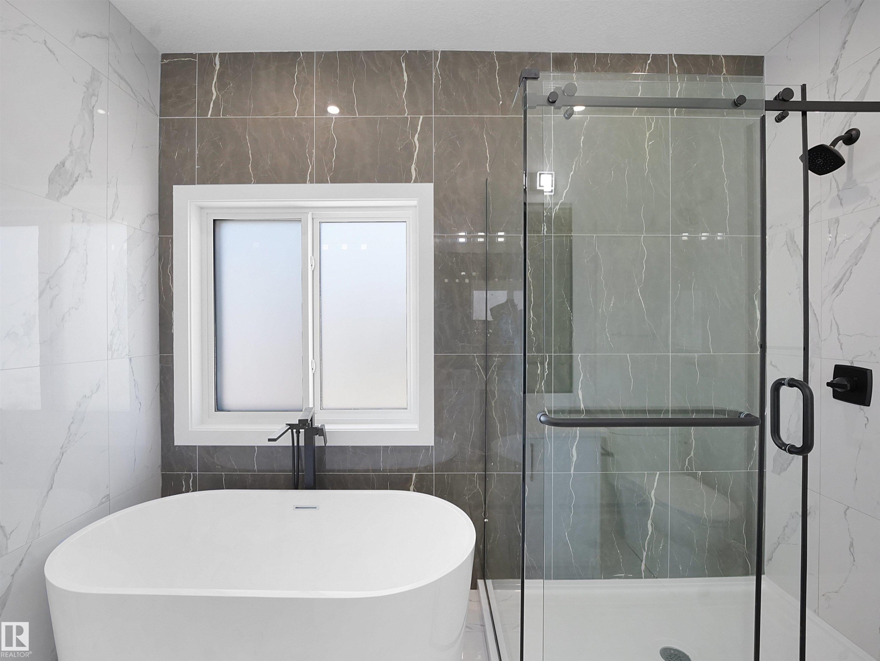 334 Roberts Wynd, Leduc, AB - Indoor Photo Showing Bathroom