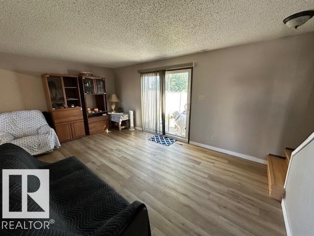 #167 Harrison Drive, Edmonton, AB - Indoor Photo Showing Other Room