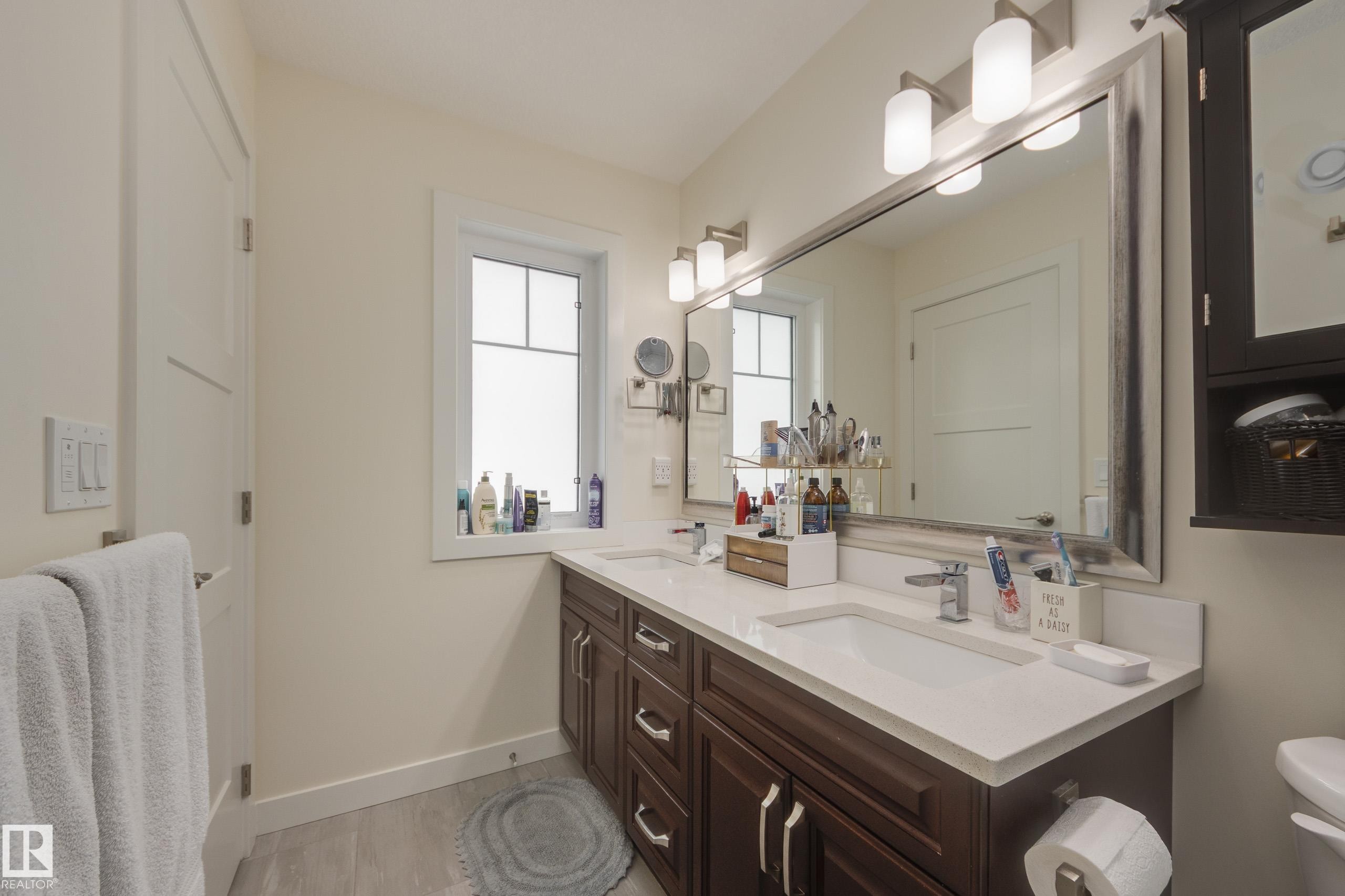 64 Maple Crescent, Gibbons, AB - Indoor Photo Showing Bathroom