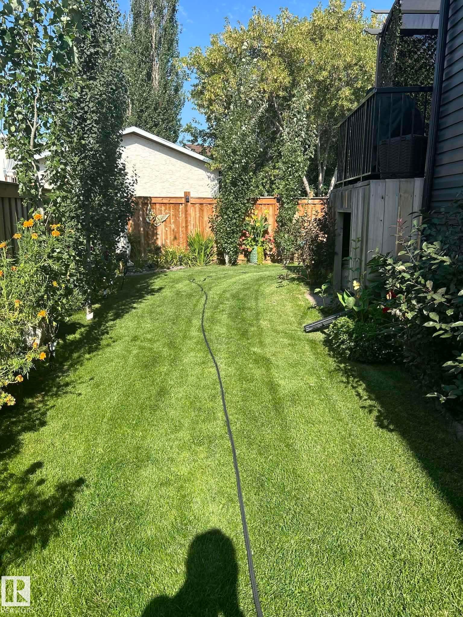 64 Maple Crescent, Gibbons, AB - Outdoor