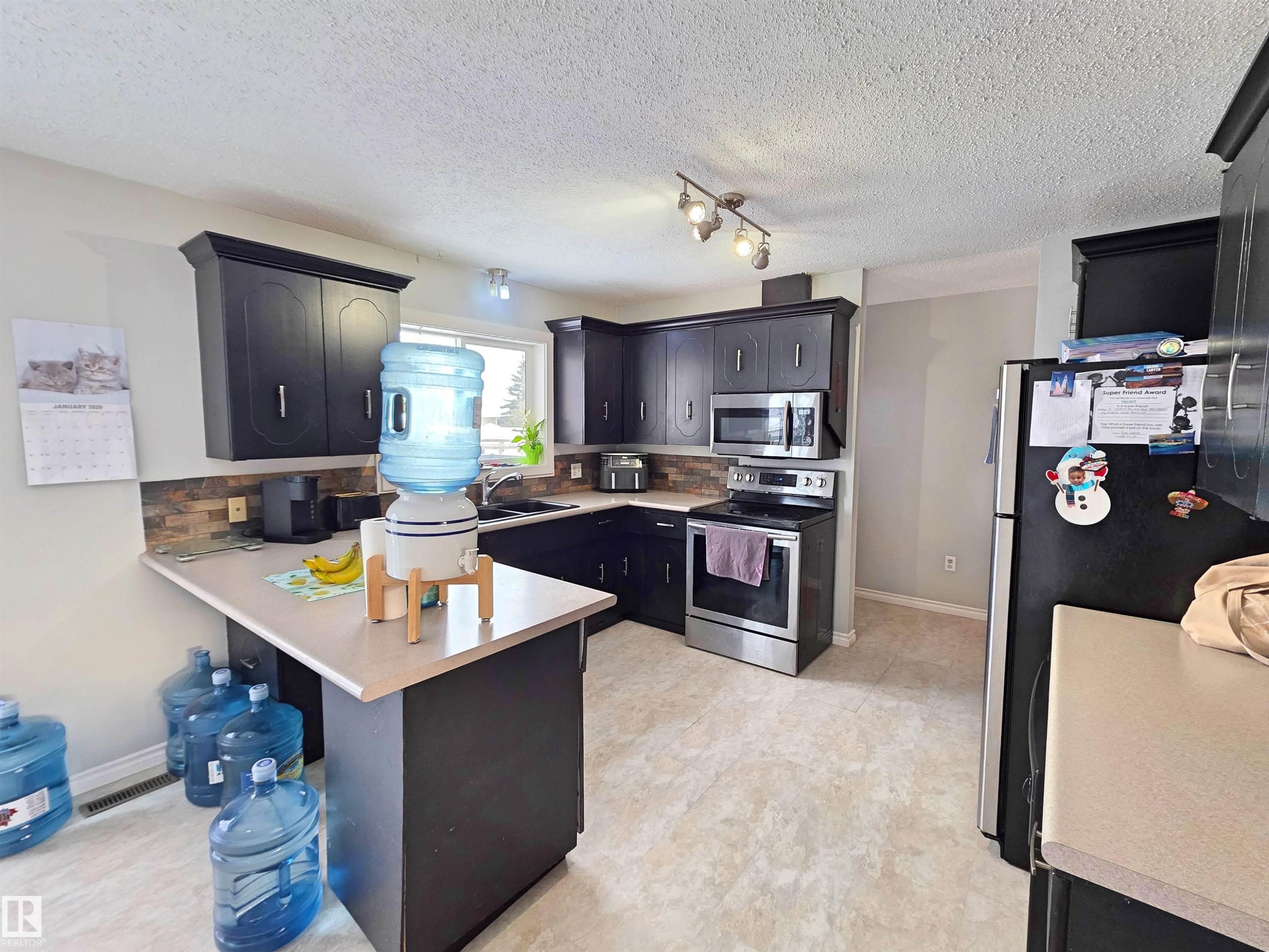5614 52 Avenue, St. Paul Town, AB - Indoor Photo Showing Kitchen