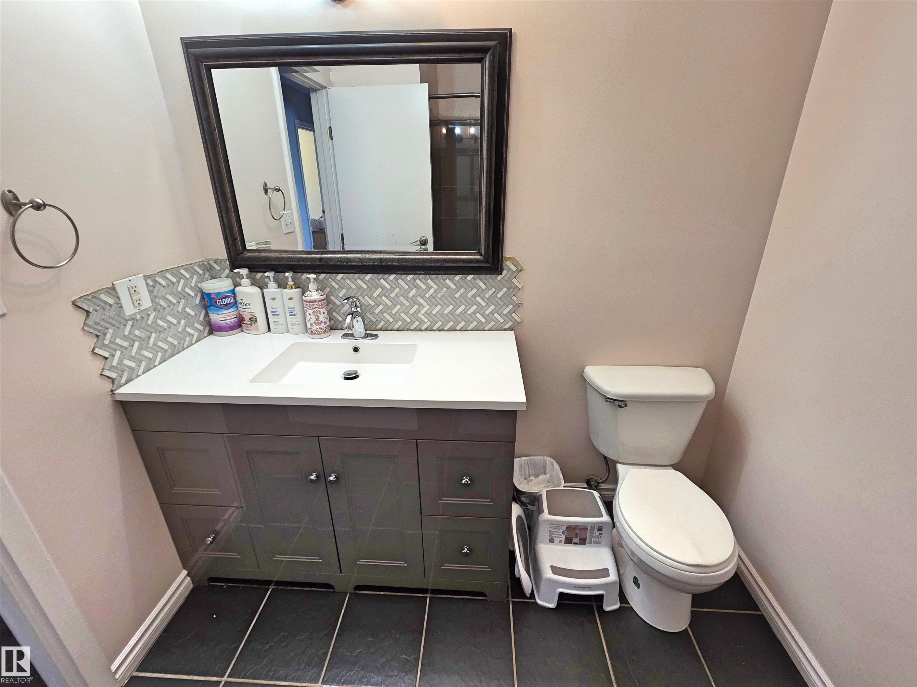 5614 52 Avenue, St. Paul Town, AB - Indoor Photo Showing Bathroom