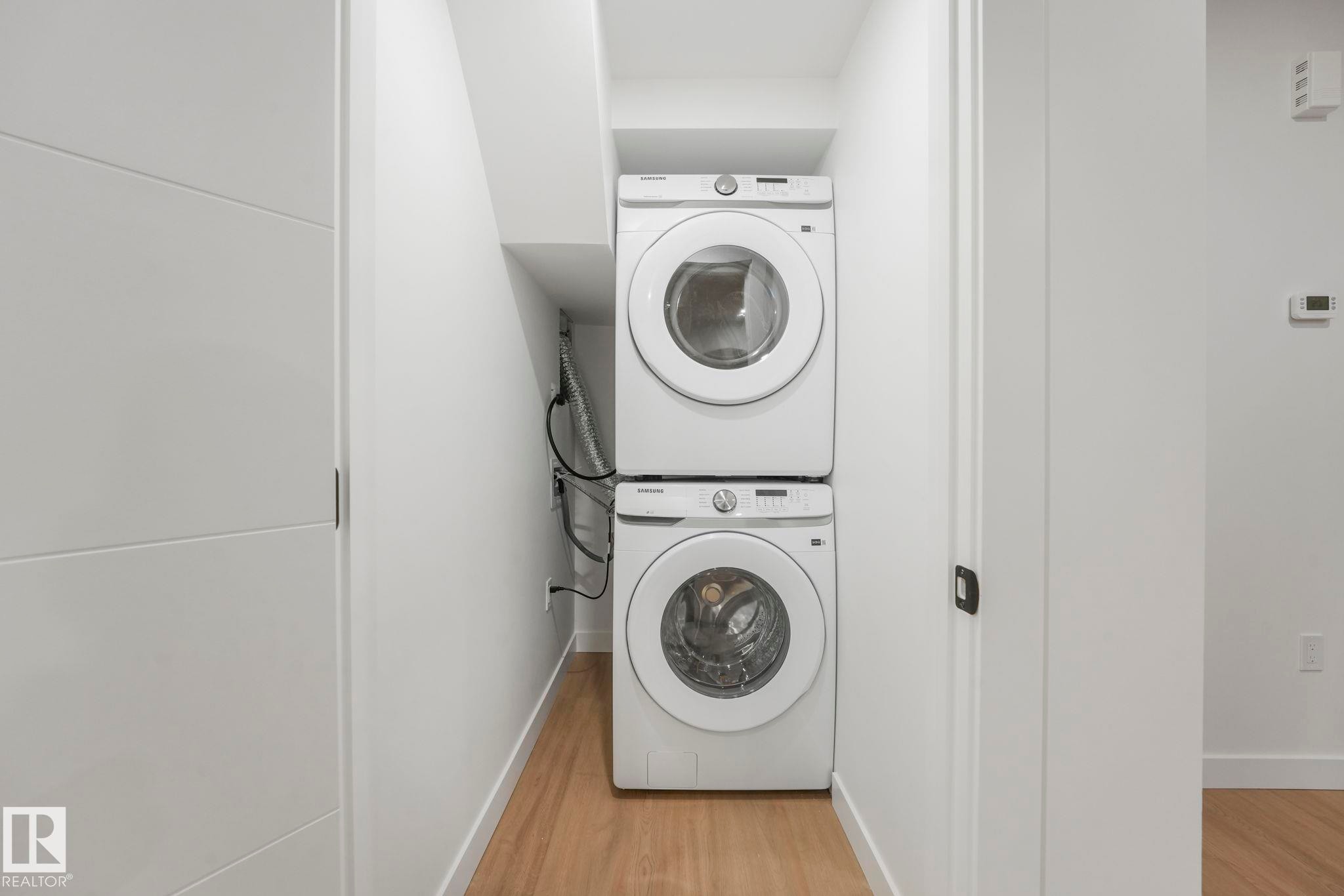 12206 63 Street, Edmonton, AB - Indoor Photo Showing Laundry Room