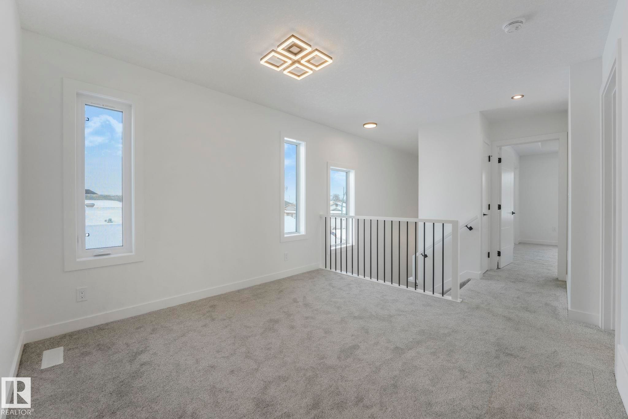 12206 63 Street, Edmonton, AB - Indoor Photo Showing Other Room