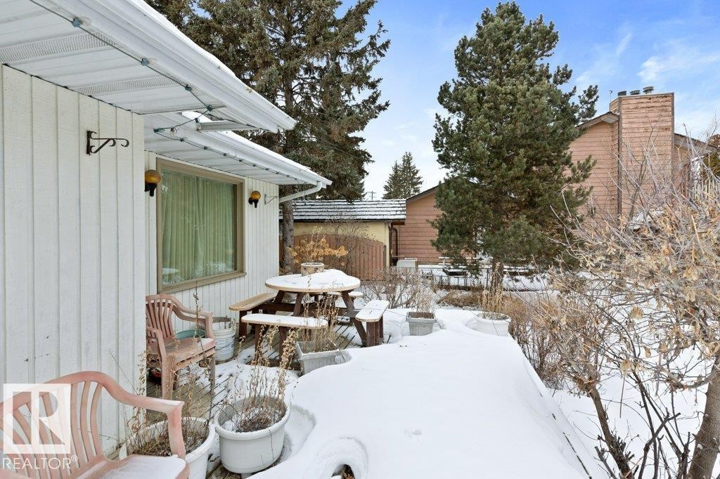 10511 74 Street, Edmonton, AB - Outdoor