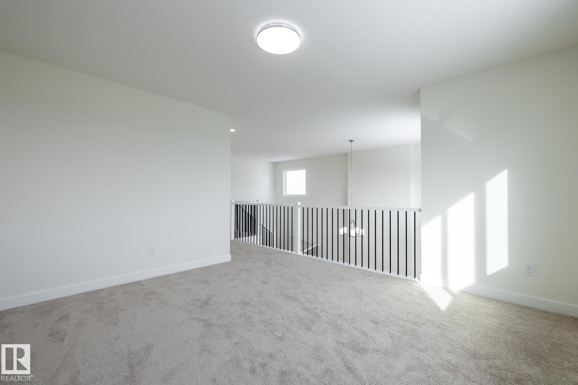 5069 Cawsey Link, Edmonton, AB - Indoor Photo Showing Other Room