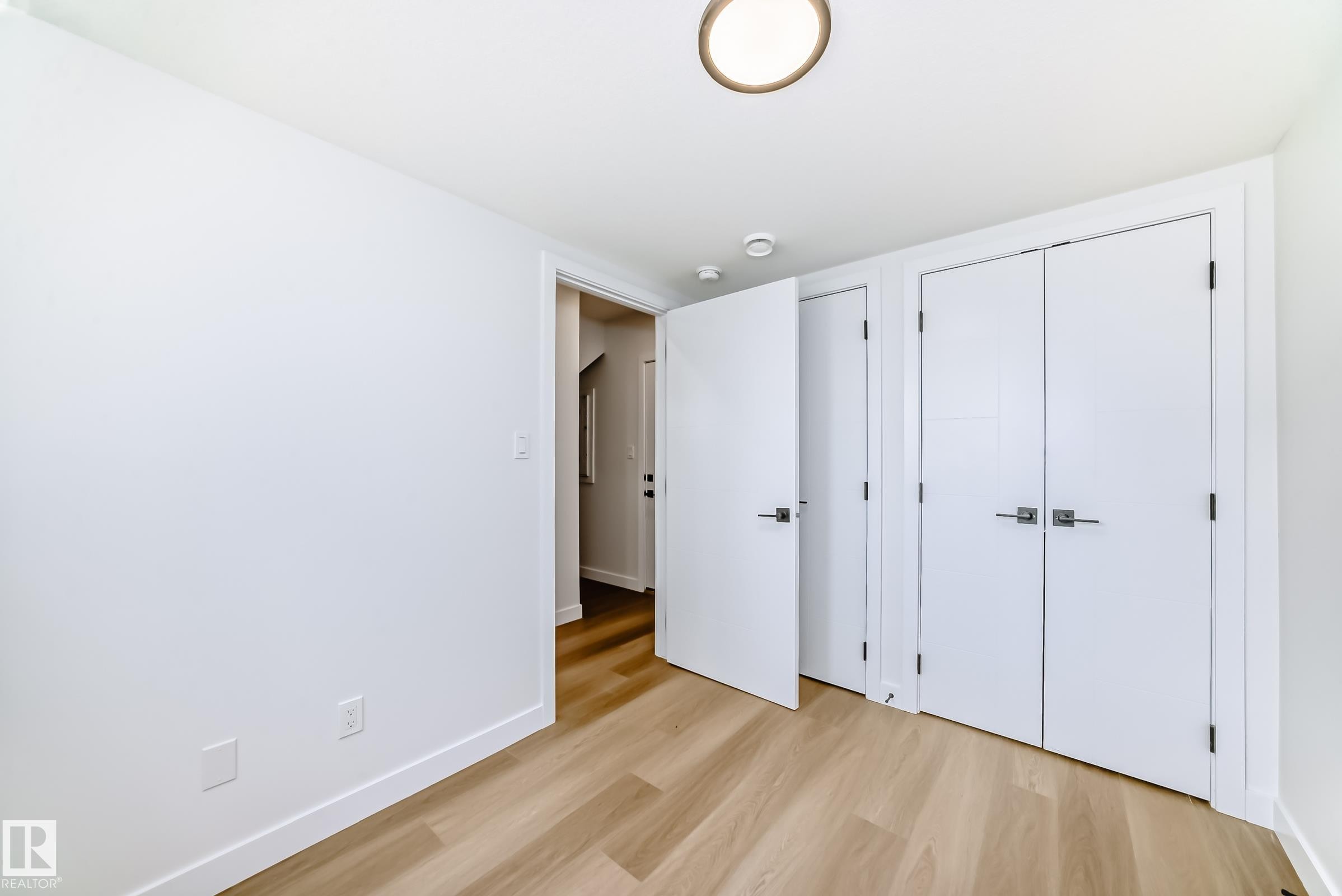 44 18120 28 Avenue, Edmonton, AB - Indoor Photo Showing Other Room