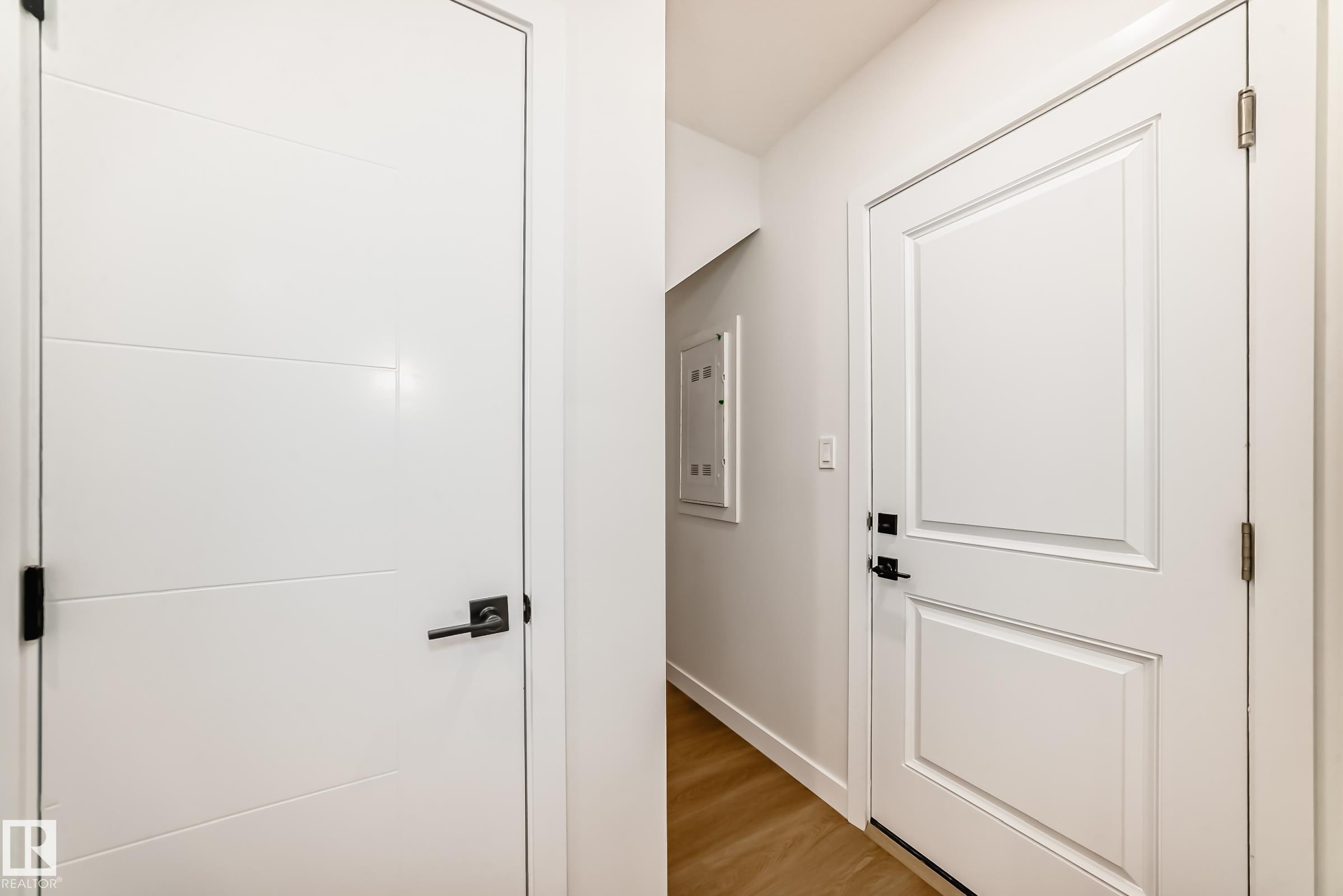 44 18120 28 Avenue, Edmonton, AB - Indoor Photo Showing Other Room