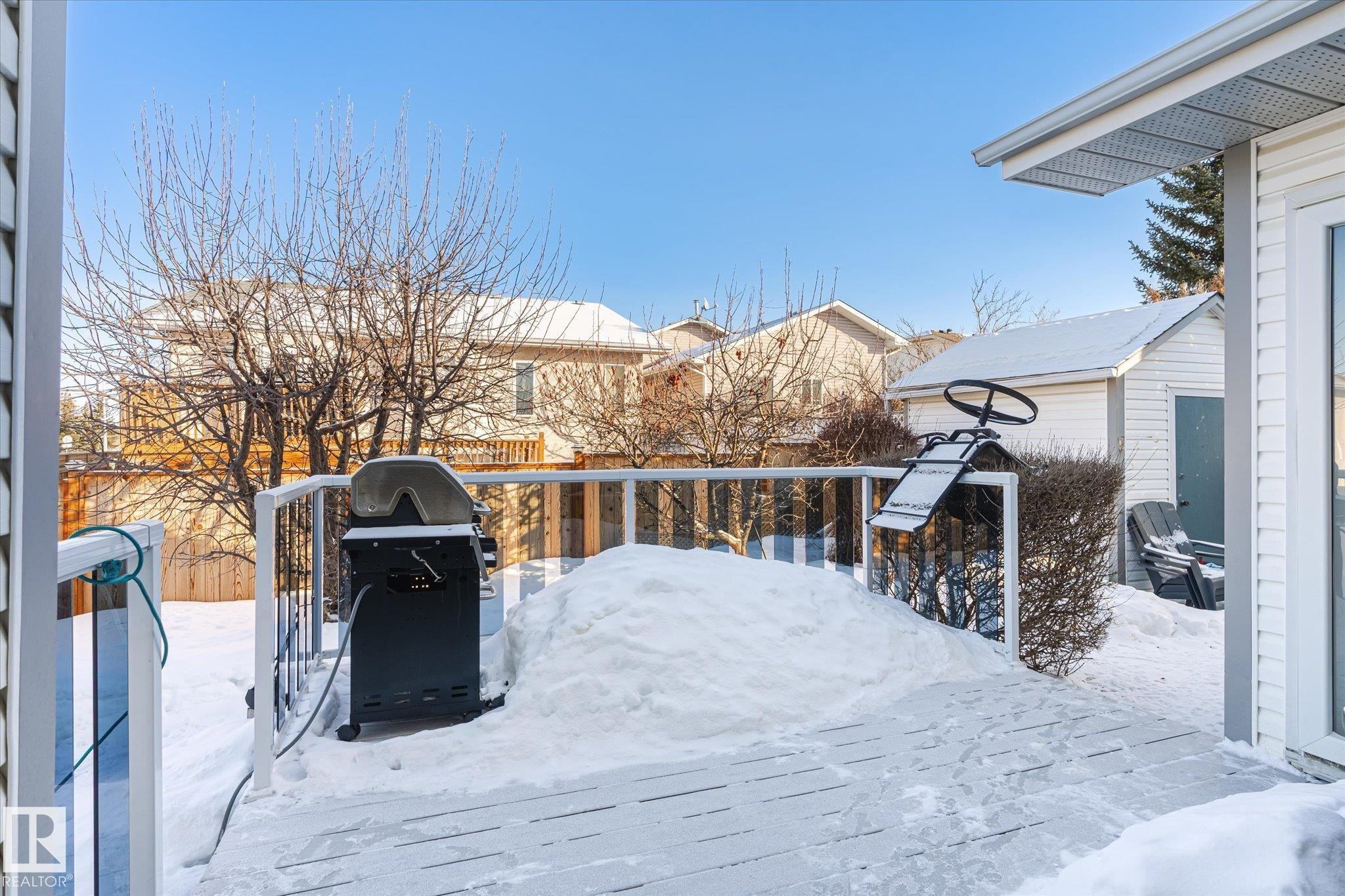 7020 157 Avenue, Edmonton, AB - Outdoor