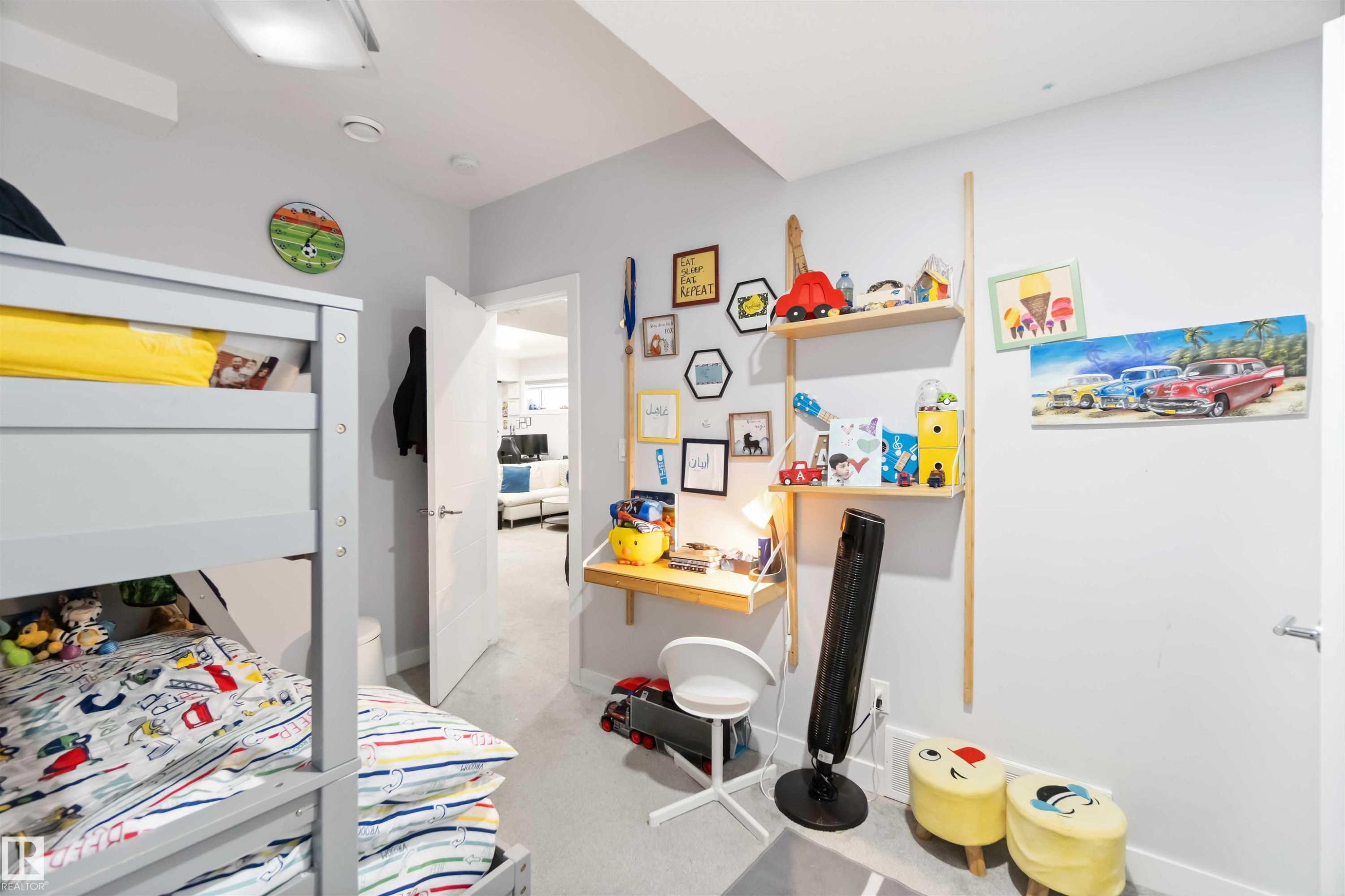 5732 Keeping Crescent, Edmonton, AB - Indoor