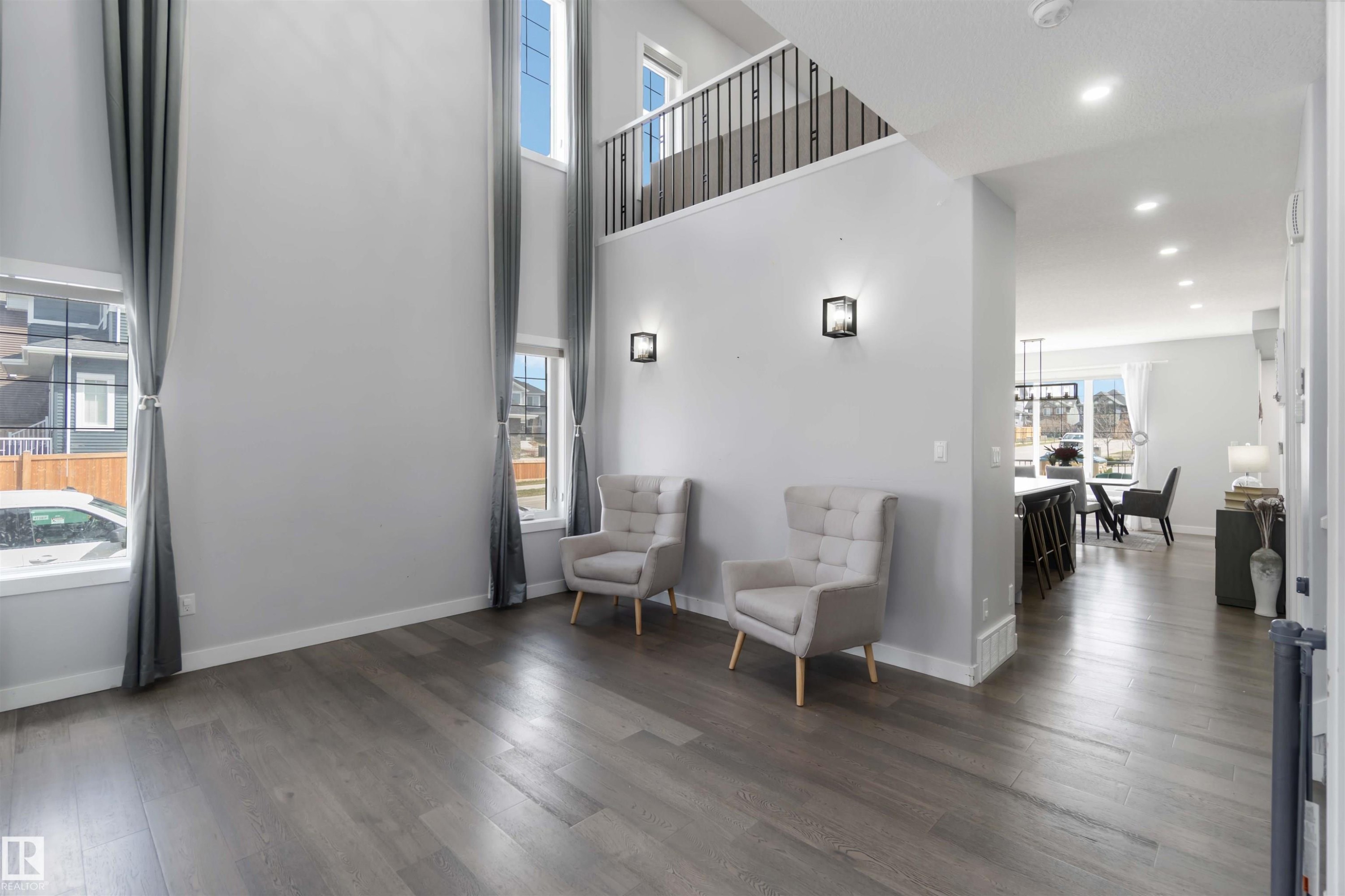 5732 Keeping Crescent, Edmonton, AB - Indoor Photo Showing Other Room