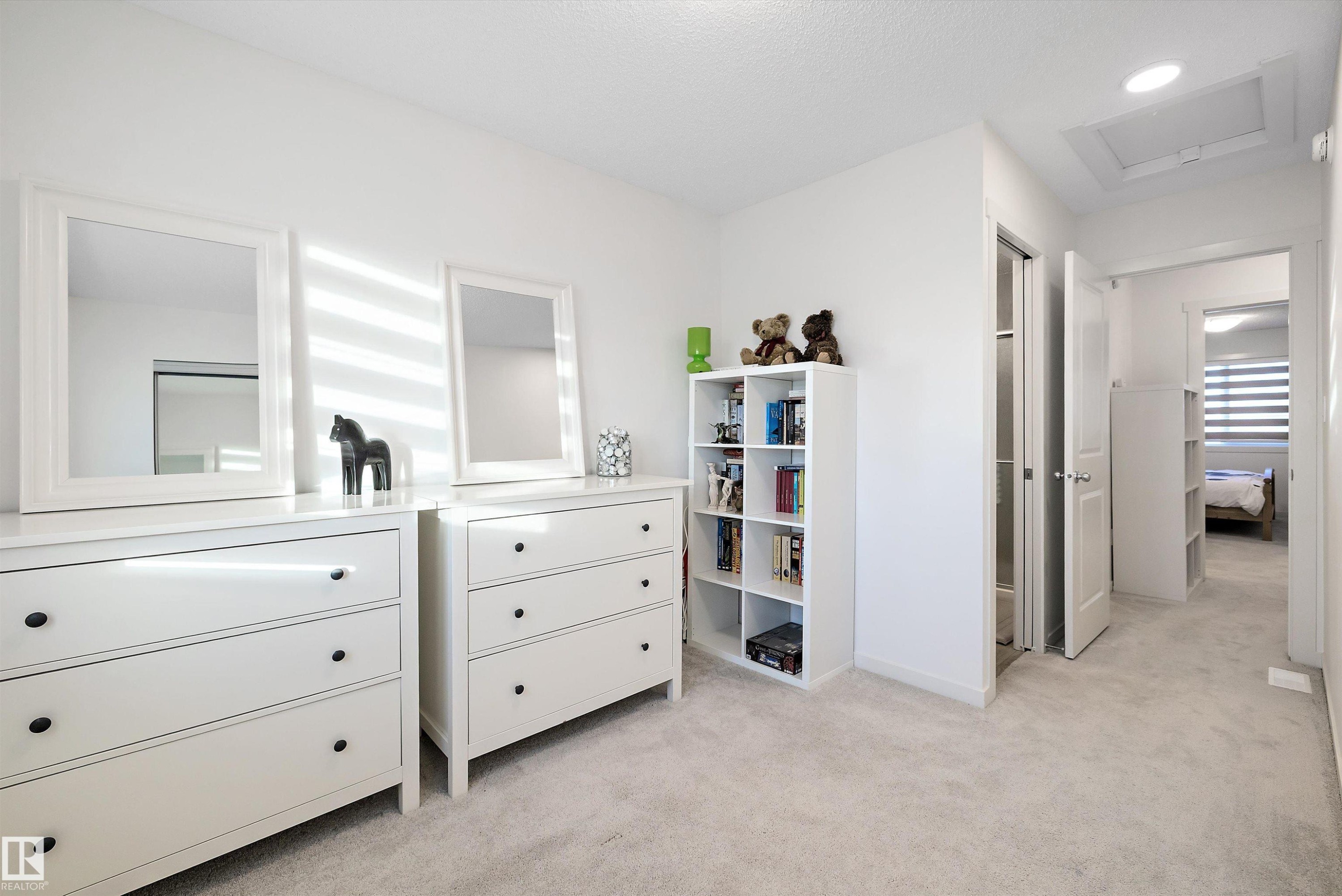 616 Kinglet Boulevard, Edmonton, AB - Indoor