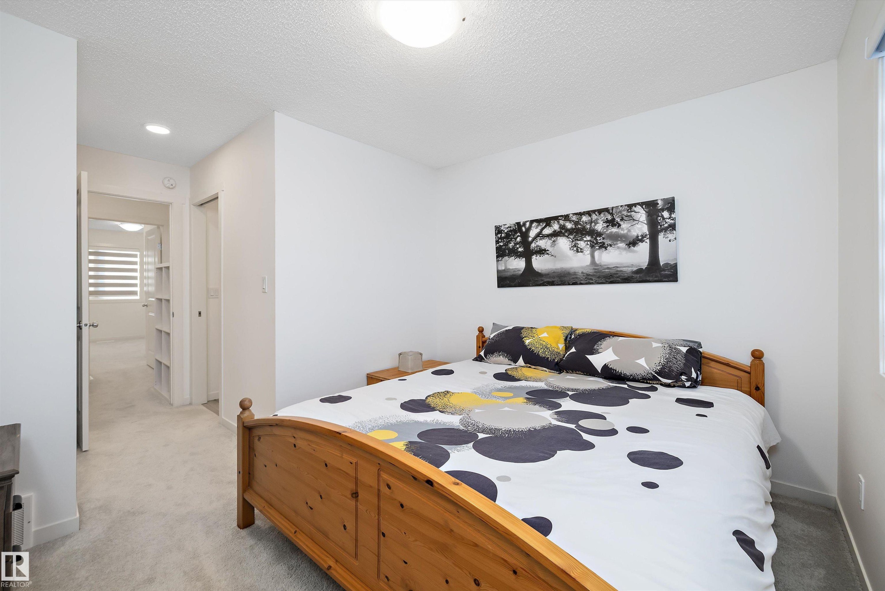 616 Kinglet Boulevard, Edmonton, AB - Indoor Photo Showing Bedroom