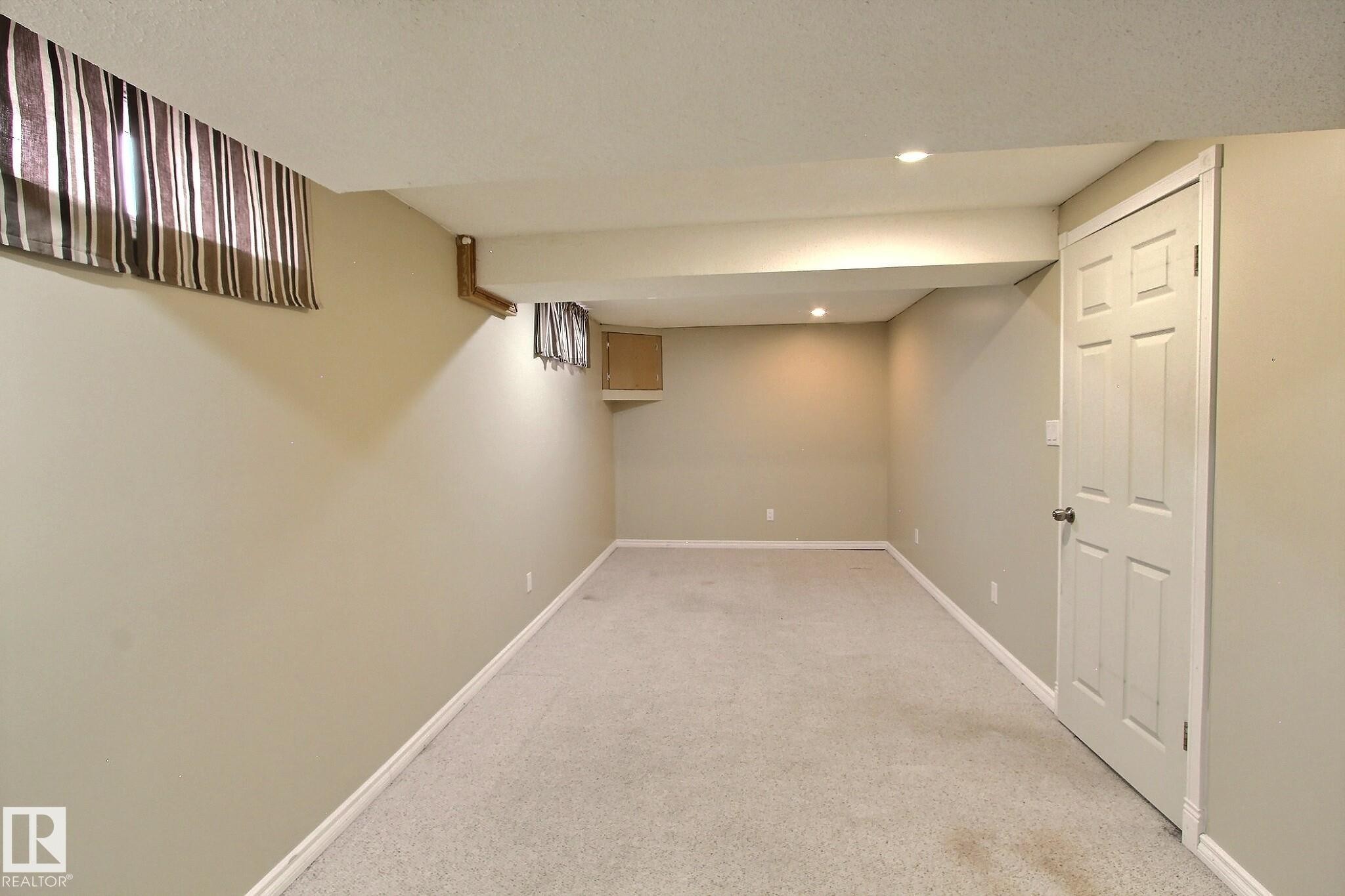 4417 44 Street, Stony Plain, AB - Indoor Photo Showing Other Room