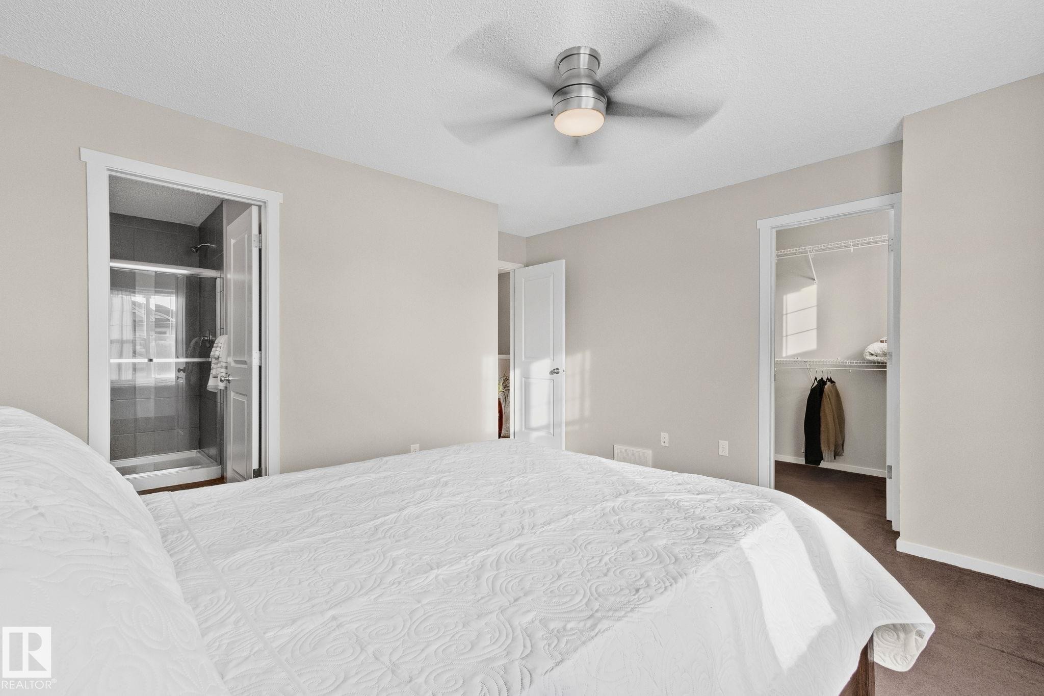 2830 18A Avenue, Edmonton, AB - Indoor Photo Showing Bedroom