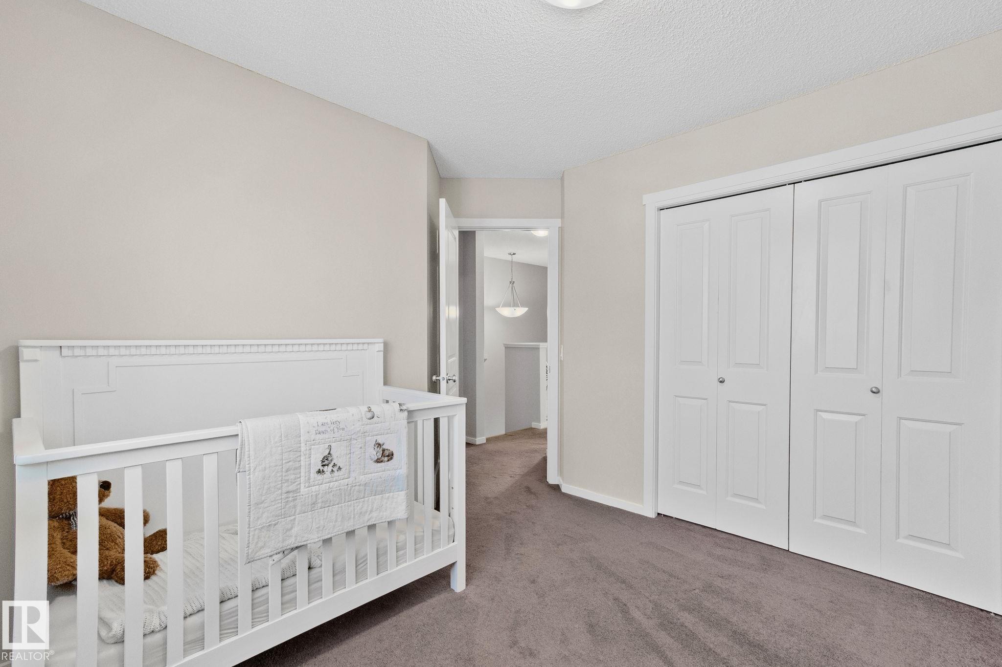 2830 18A Avenue, Edmonton, AB - Indoor Photo Showing Bedroom