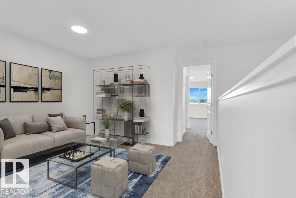 3745 Erlanger Drive, Edmonton, AB - Indoor Photo Showing Living Room