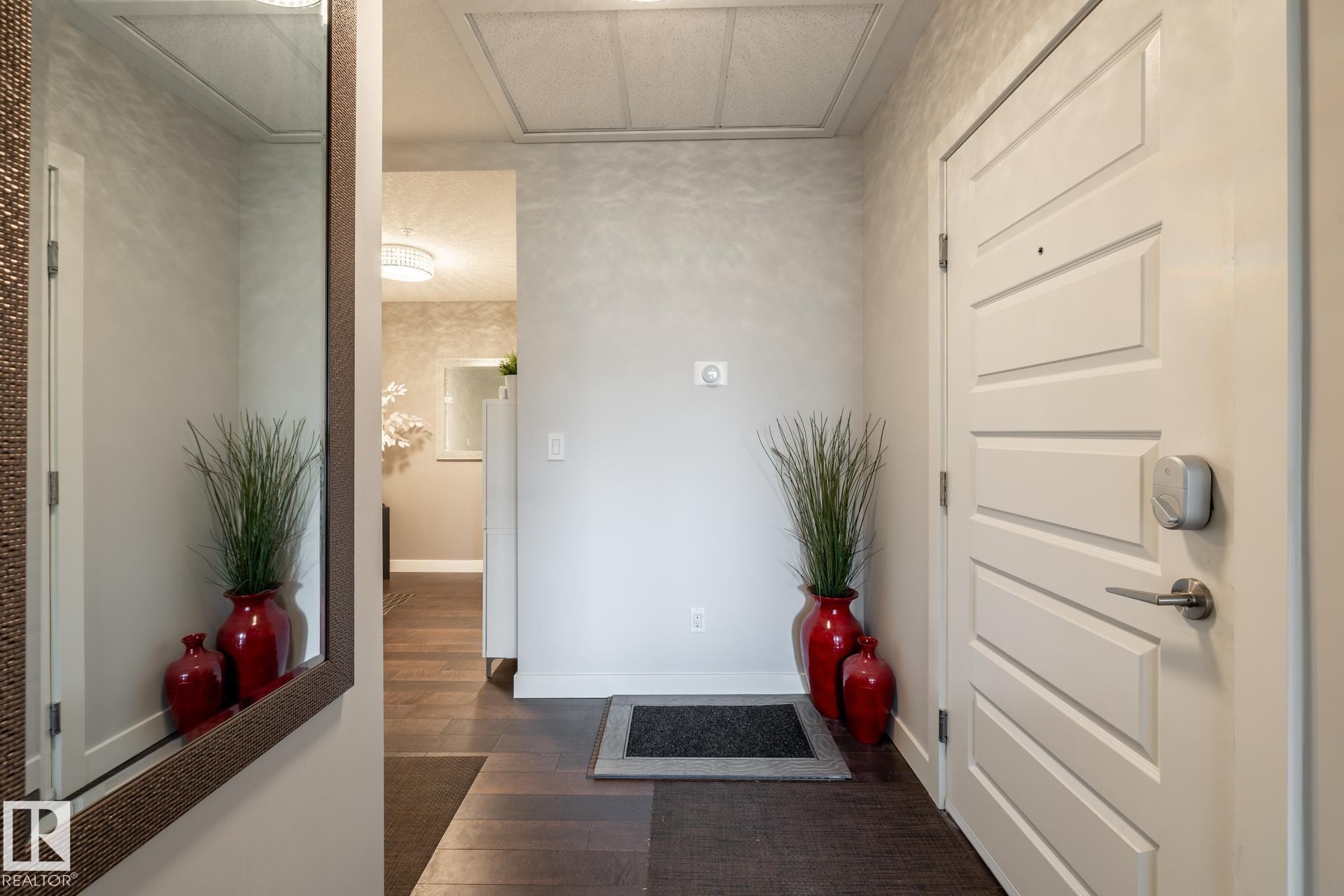 122 5151 Windermere Boulevard, Edmonton, AB - Indoor Photo Showing Other Room