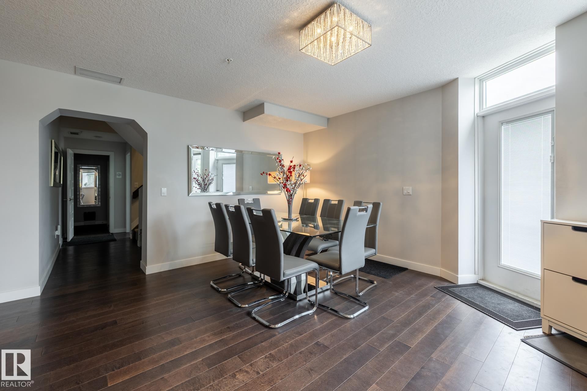 122 5151 Windermere Boulevard, Edmonton, AB - Indoor