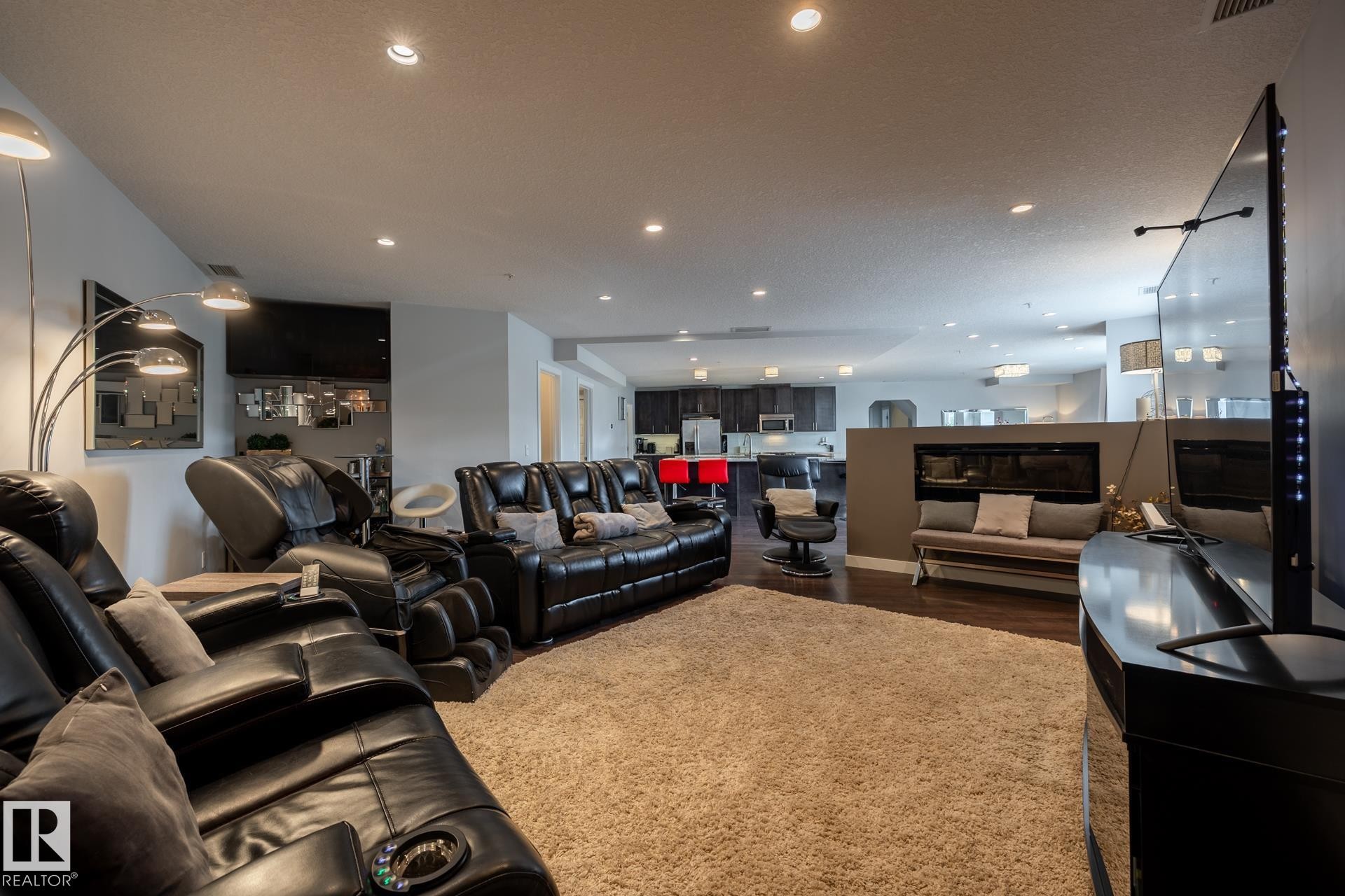 122 5151 Windermere Boulevard, Edmonton, AB - Indoor