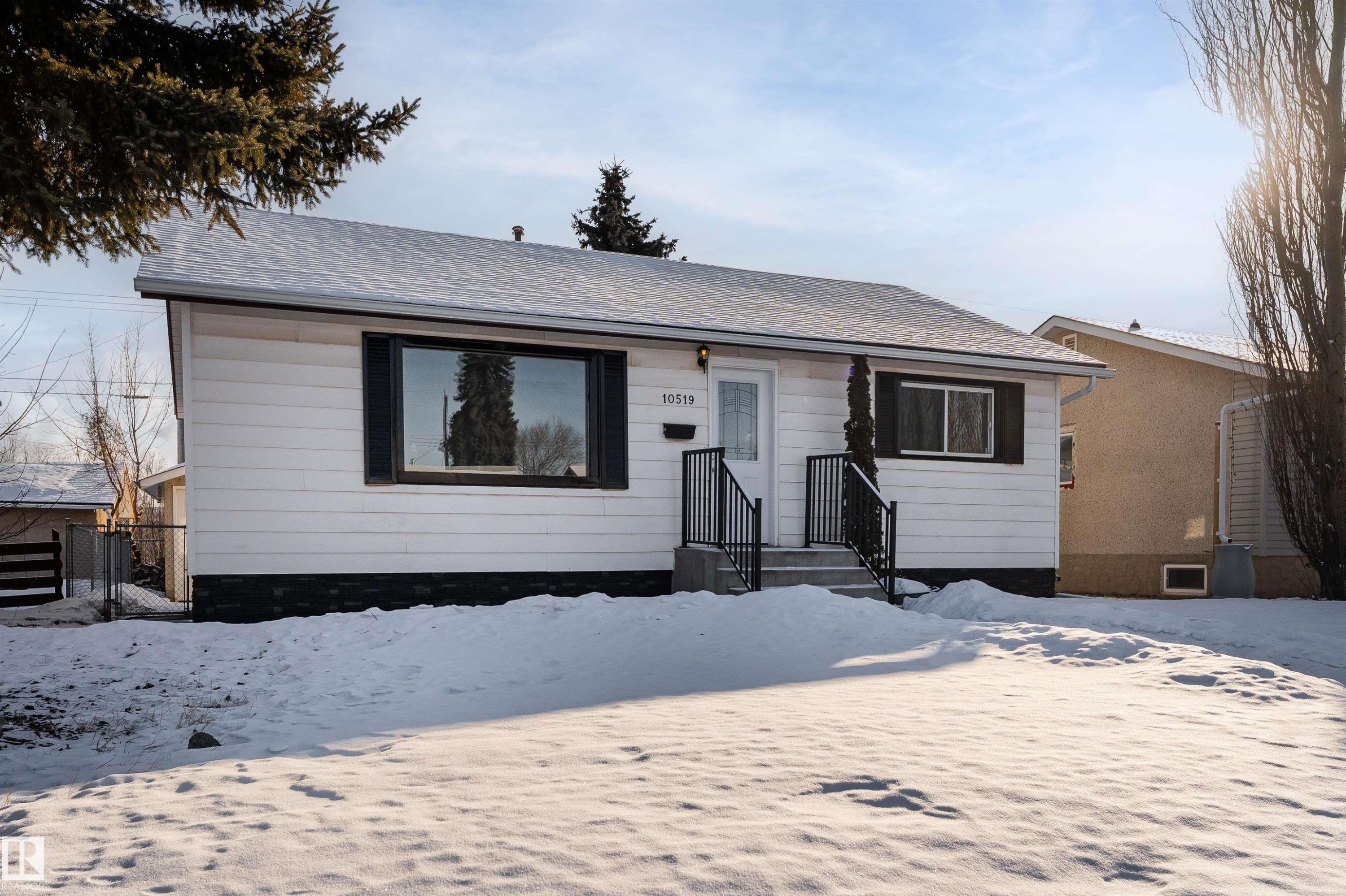 10519 40 Street, Edmonton, AB - Outdoor