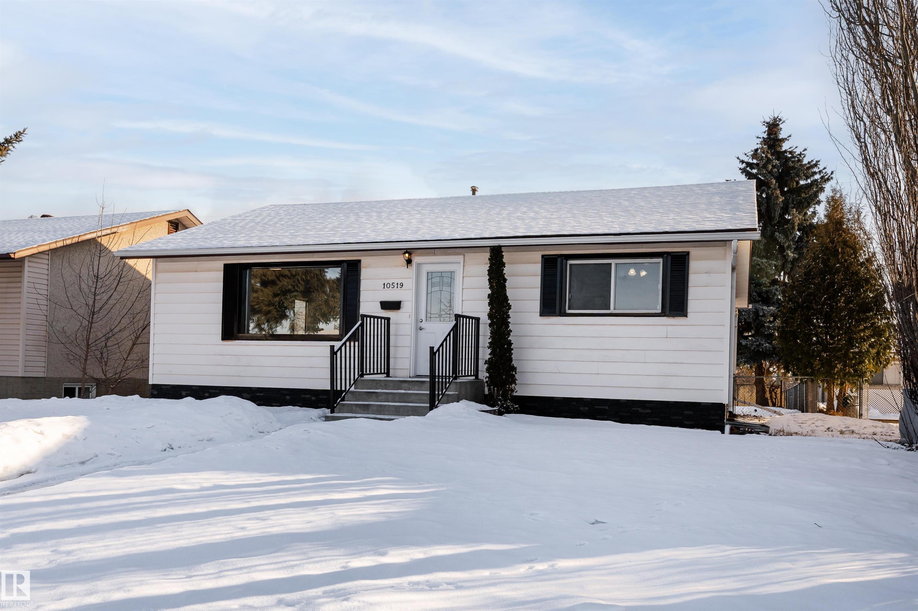 10519 40 Street, Edmonton, AB - Outdoor