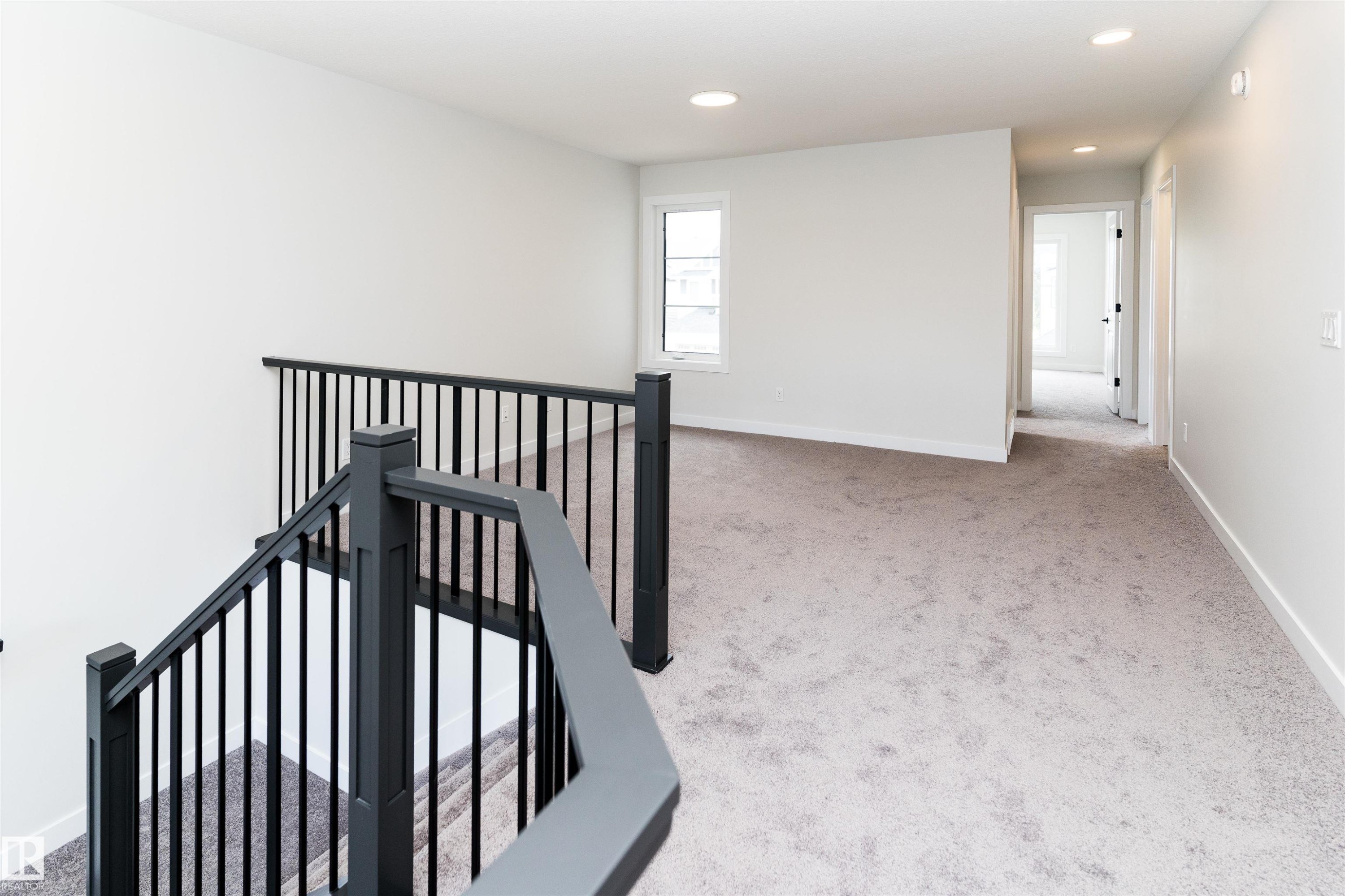 3026 Dixon Landing, Edmonton, AB - Indoor Photo Showing Other Room