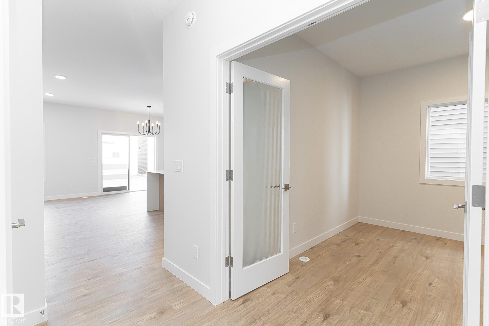 3038 Dixon Landing, Edmonton, AB - Indoor Photo Showing Other Room