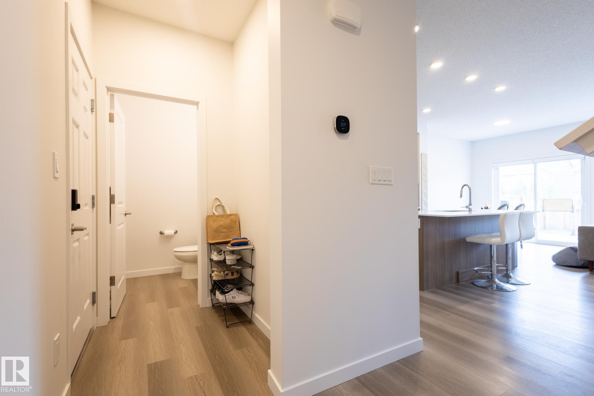 1994 Kroetsch Crescent, Edmonton, AB - Indoor Photo Showing Other Room