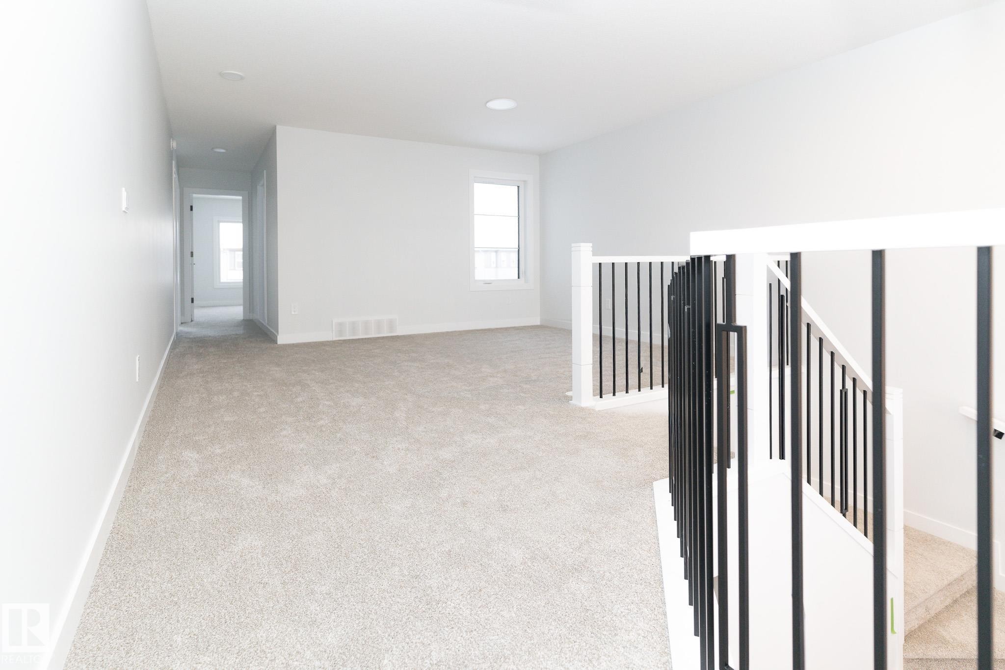 285 Glenridding Ravine Road, Edmonton, AB - Indoor Photo Showing Other Room