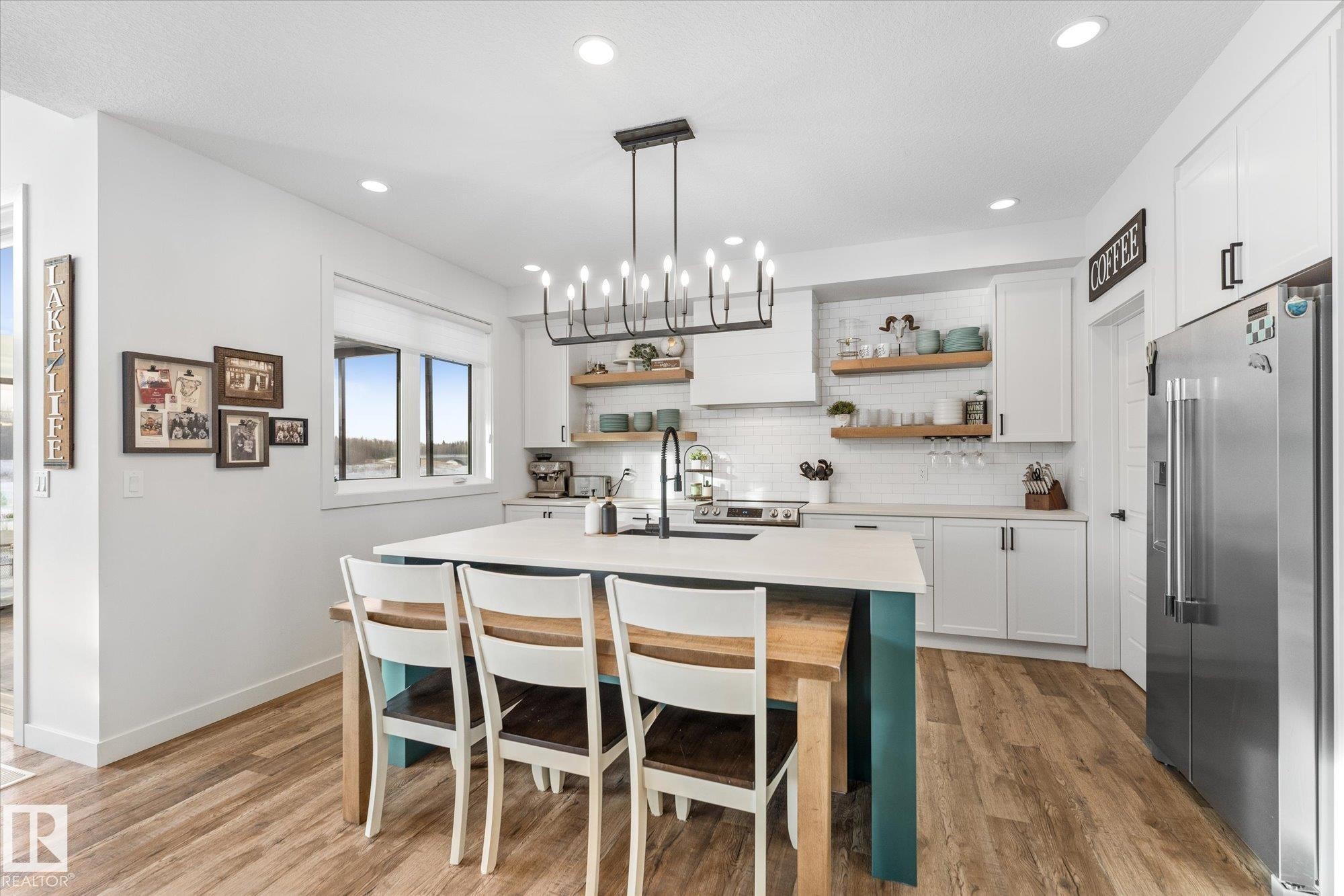 18 3410 Ste. Anne Trail, Rural Lac Ste. Anne County, AB - Indoor