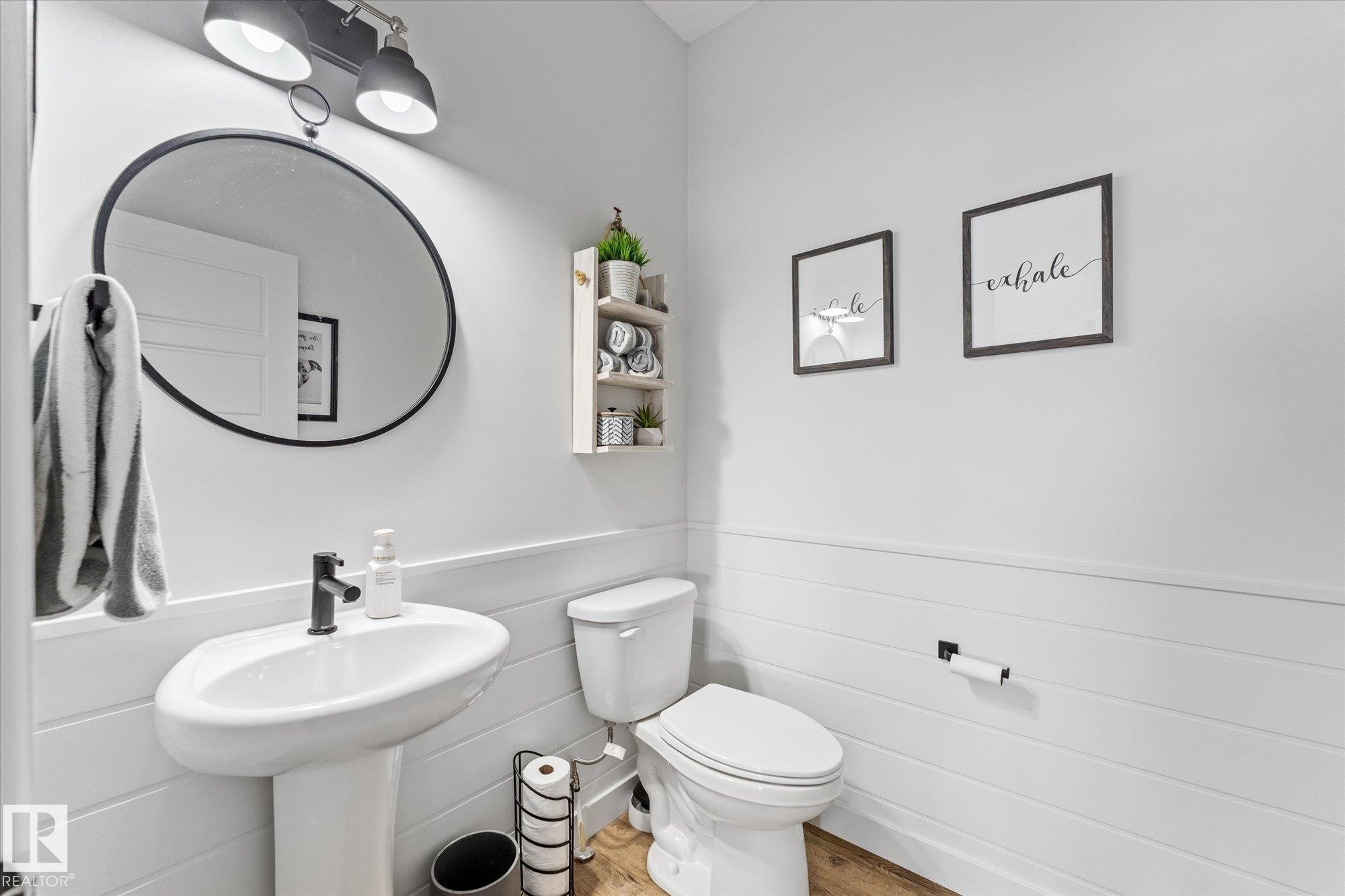 18 3410 Ste. Anne Trail, Rural Lac Ste. Anne County, AB - Indoor Photo Showing Bathroom