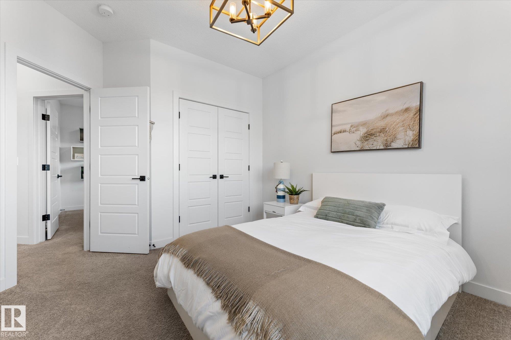 18 3410 Ste. Anne Trail, Rural Lac Ste. Anne County, AB - Indoor Photo Showing Bedroom