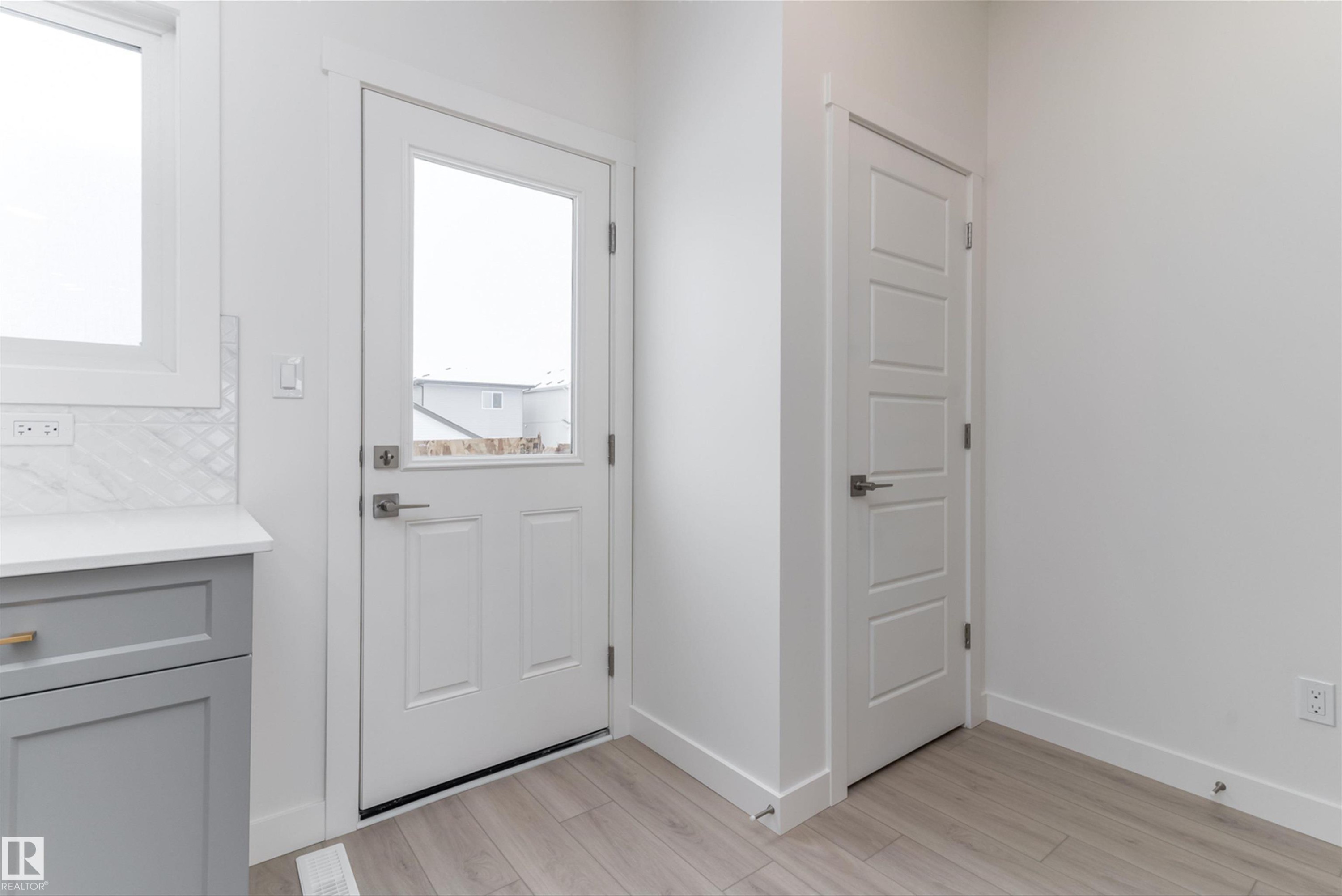 1250 Mcleod Avenue, Spruce Grove, AB - Indoor Photo Showing Other Room