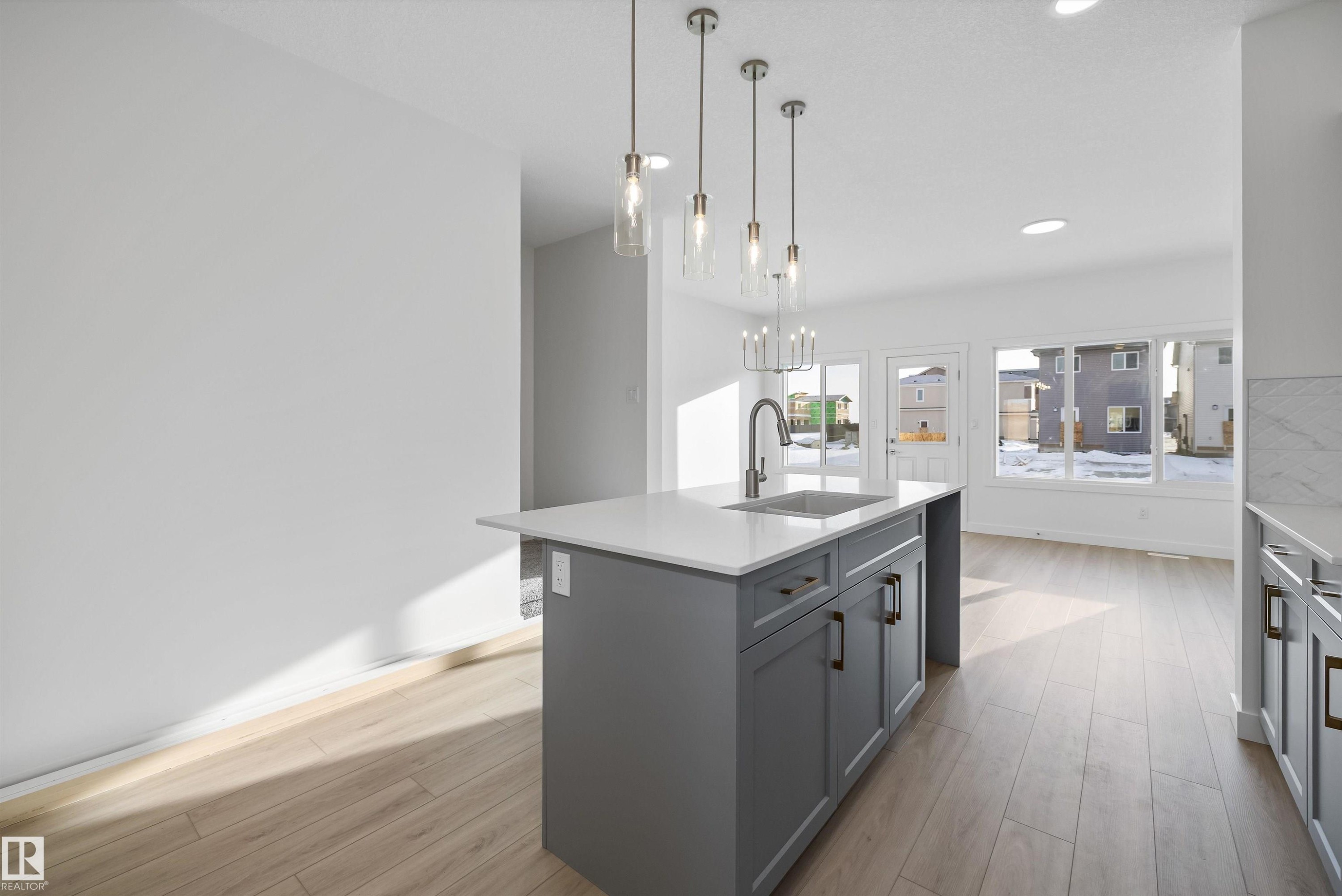 18851 29 Avenue, Edmonton, AB - Indoor Photo Showing Kitchen With Upgraded Kitchen