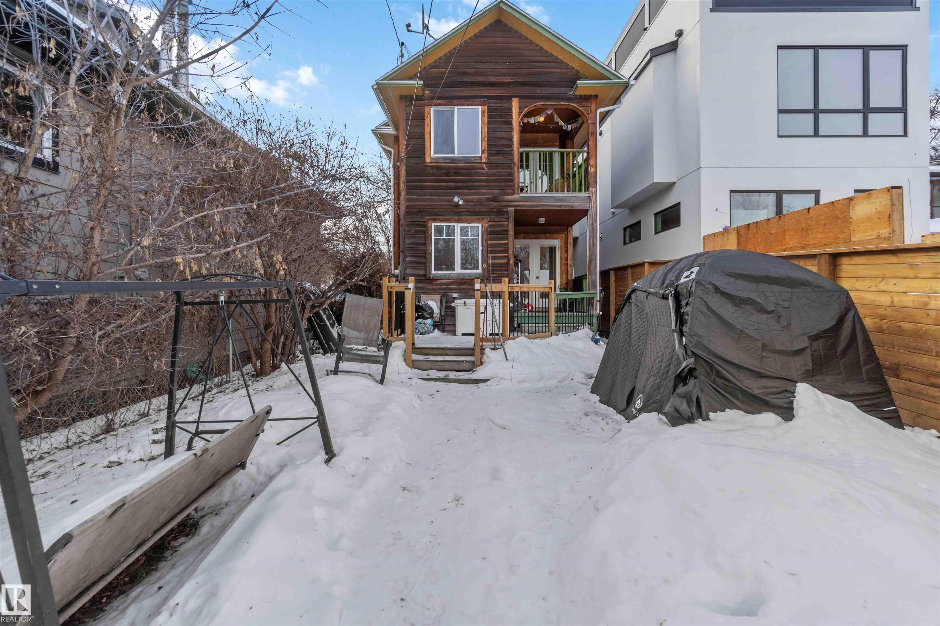 10207 88 Street, Edmonton, AB - Outdoor