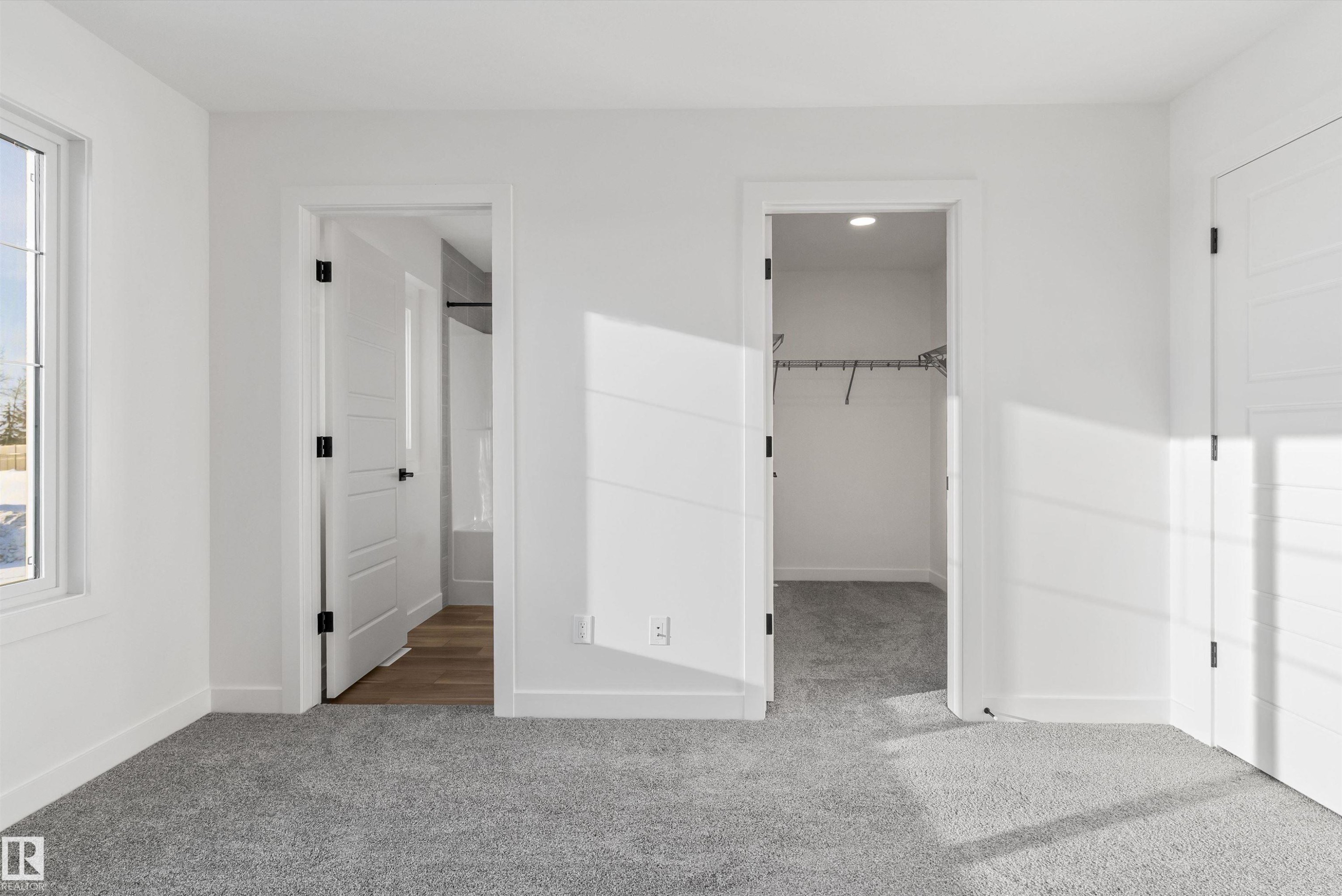 20816 40 Avenue, Edmonton, AB - Indoor Photo Showing Other Room