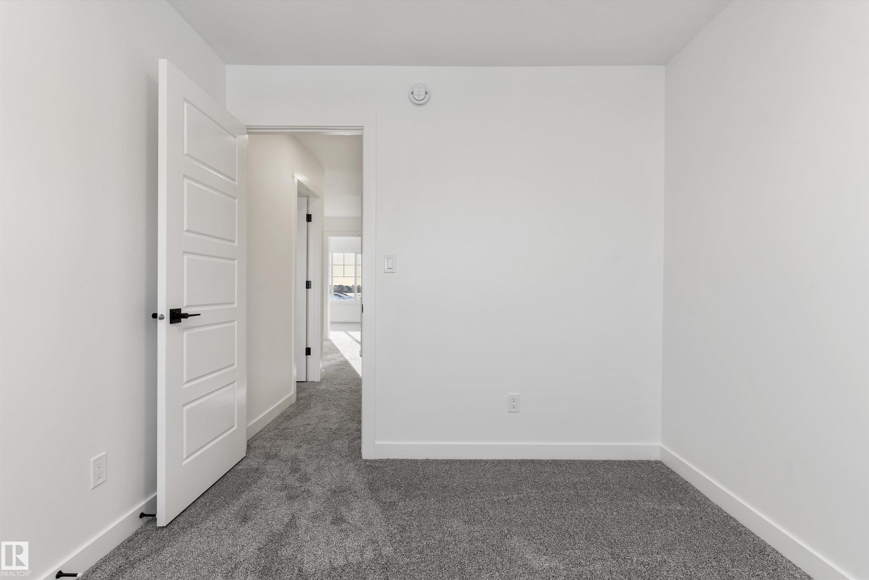 20816 40 Avenue, Edmonton, AB - Indoor Photo Showing Other Room
