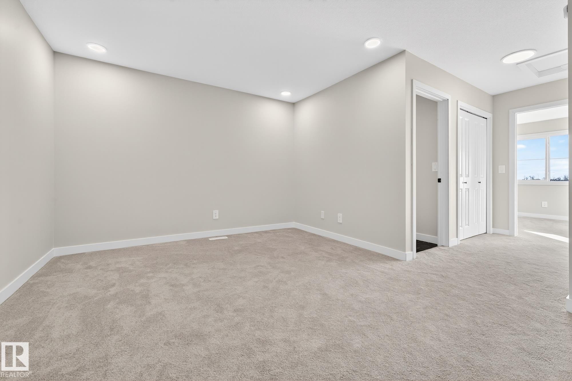 8233 Kiriak Loop, Edmonton, AB - Indoor Photo Showing Other Room