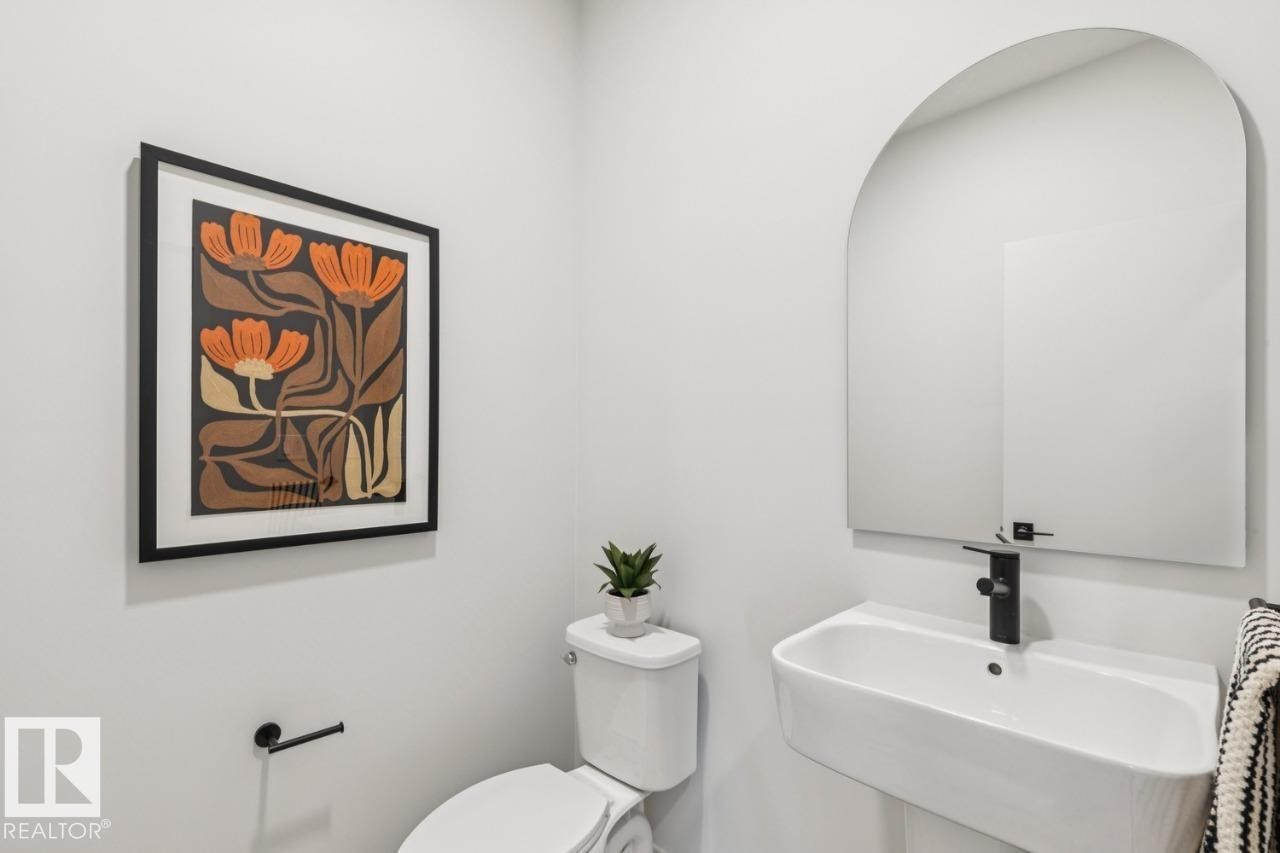 5105 69 Street, Beaumont, AB - Indoor Photo Showing Bathroom