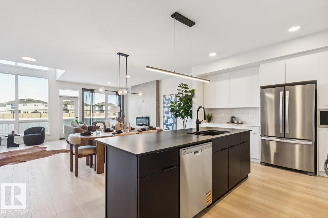 5105 69 Street, Beaumont, AB - Indoor Photo Showing Kitchen