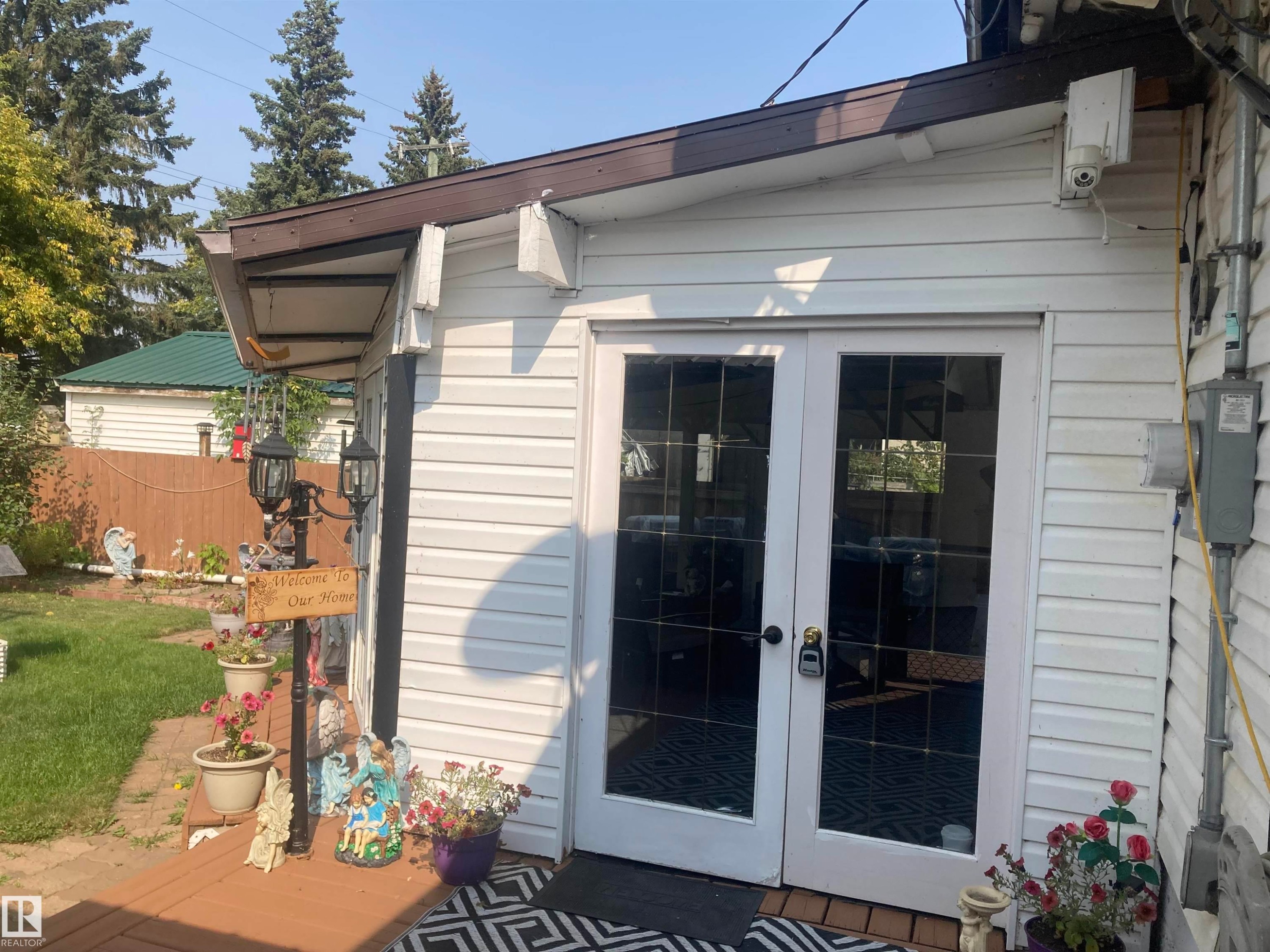 5220 49 Street, Willingdon, AB - Outdoor With Exterior