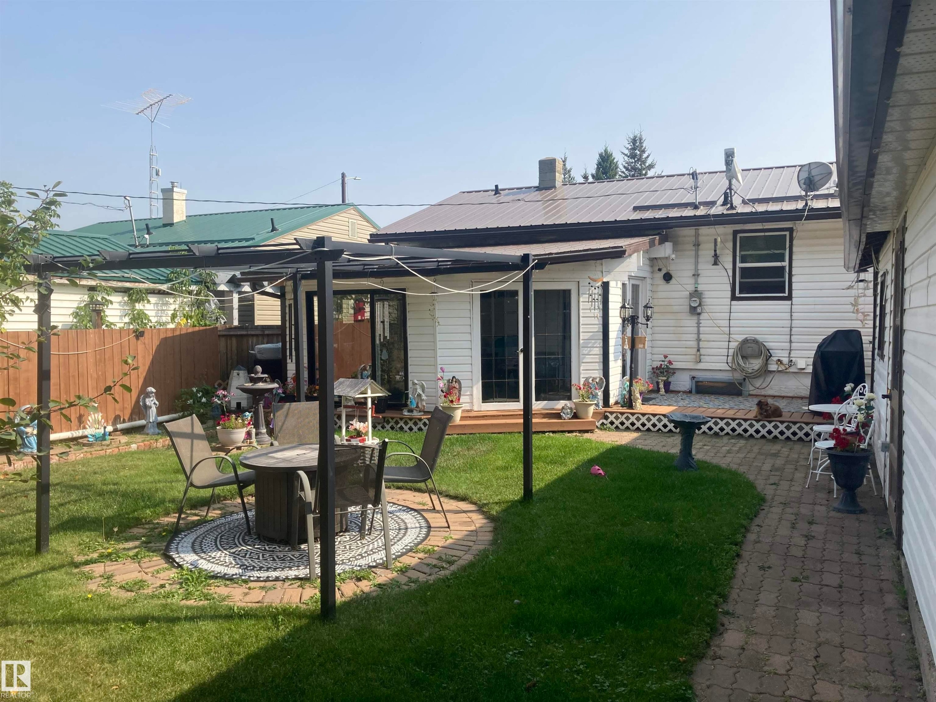5220 49 Street, Willingdon, AB - Outdoor With Deck Patio Veranda