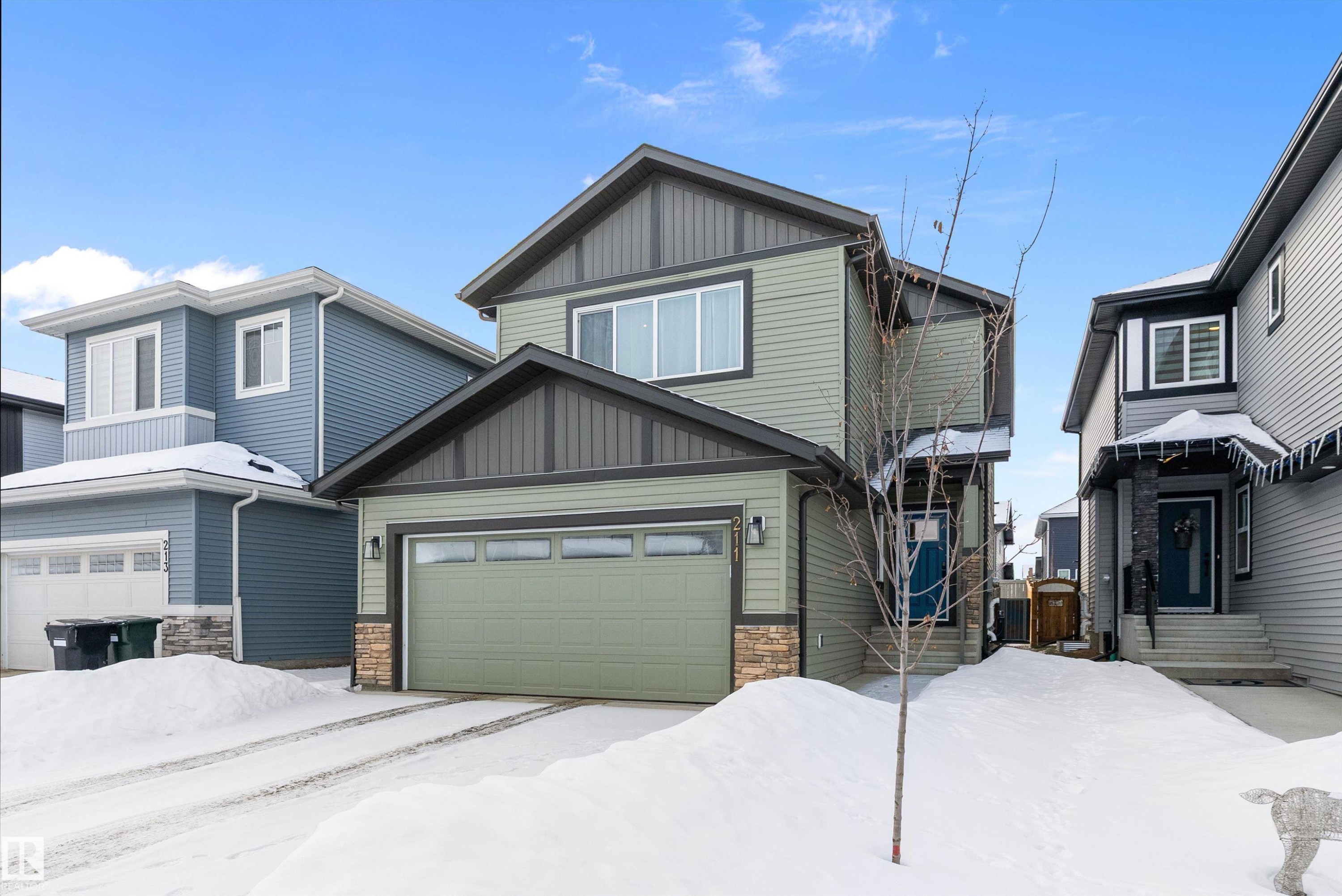 211 Caledon Crescent, Spruce Grove, AB - Outdoor With Facade