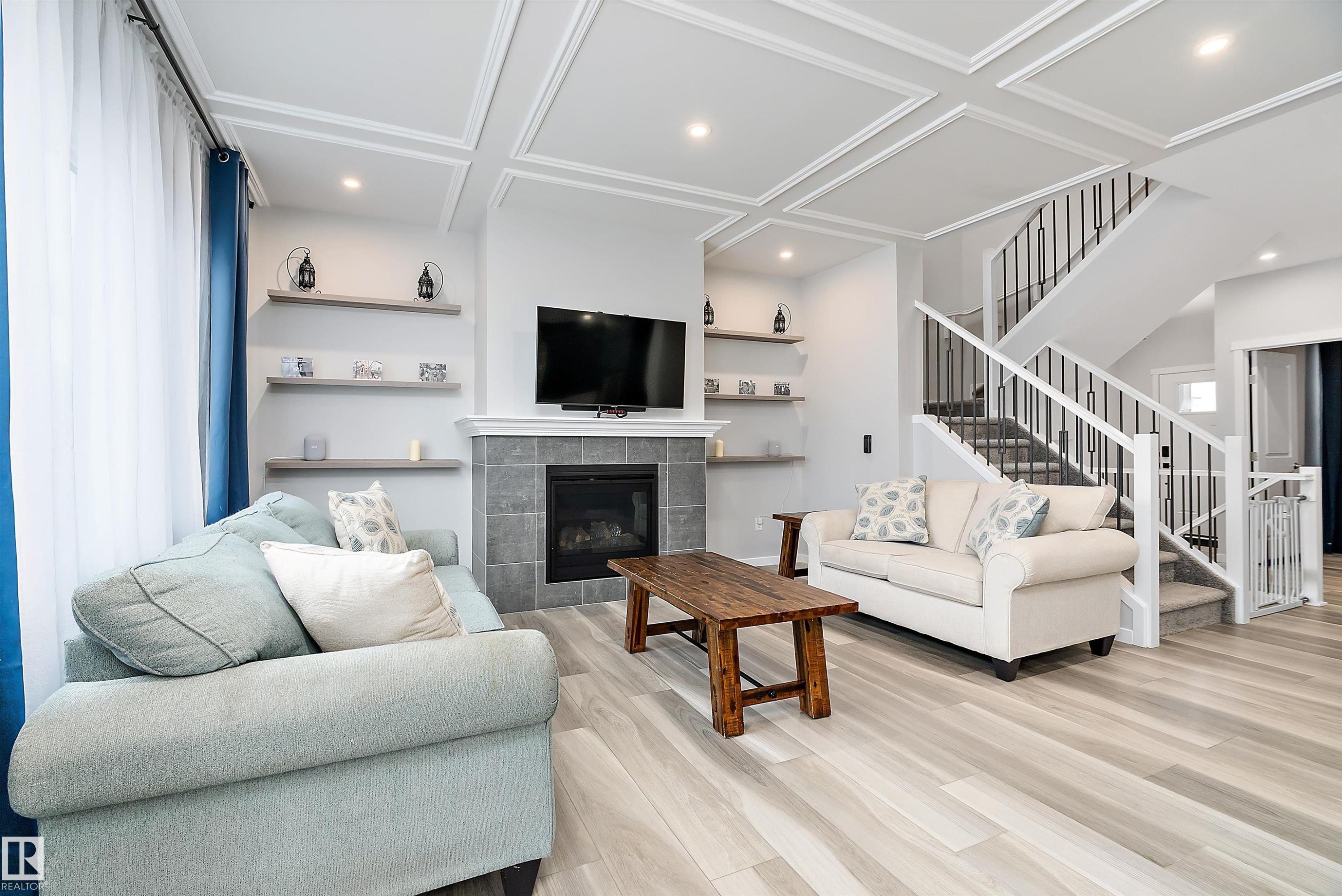 211 Caledon Crescent, Spruce Grove, AB - Indoor Photo Showing Living Room With Fireplace