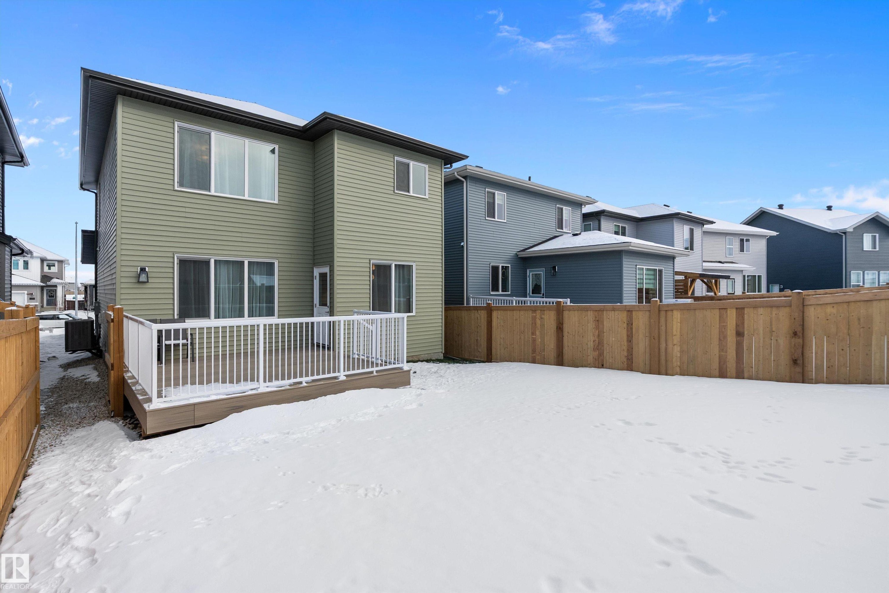 211 Caledon Crescent, Spruce Grove, AB - Outdoor With Exterior