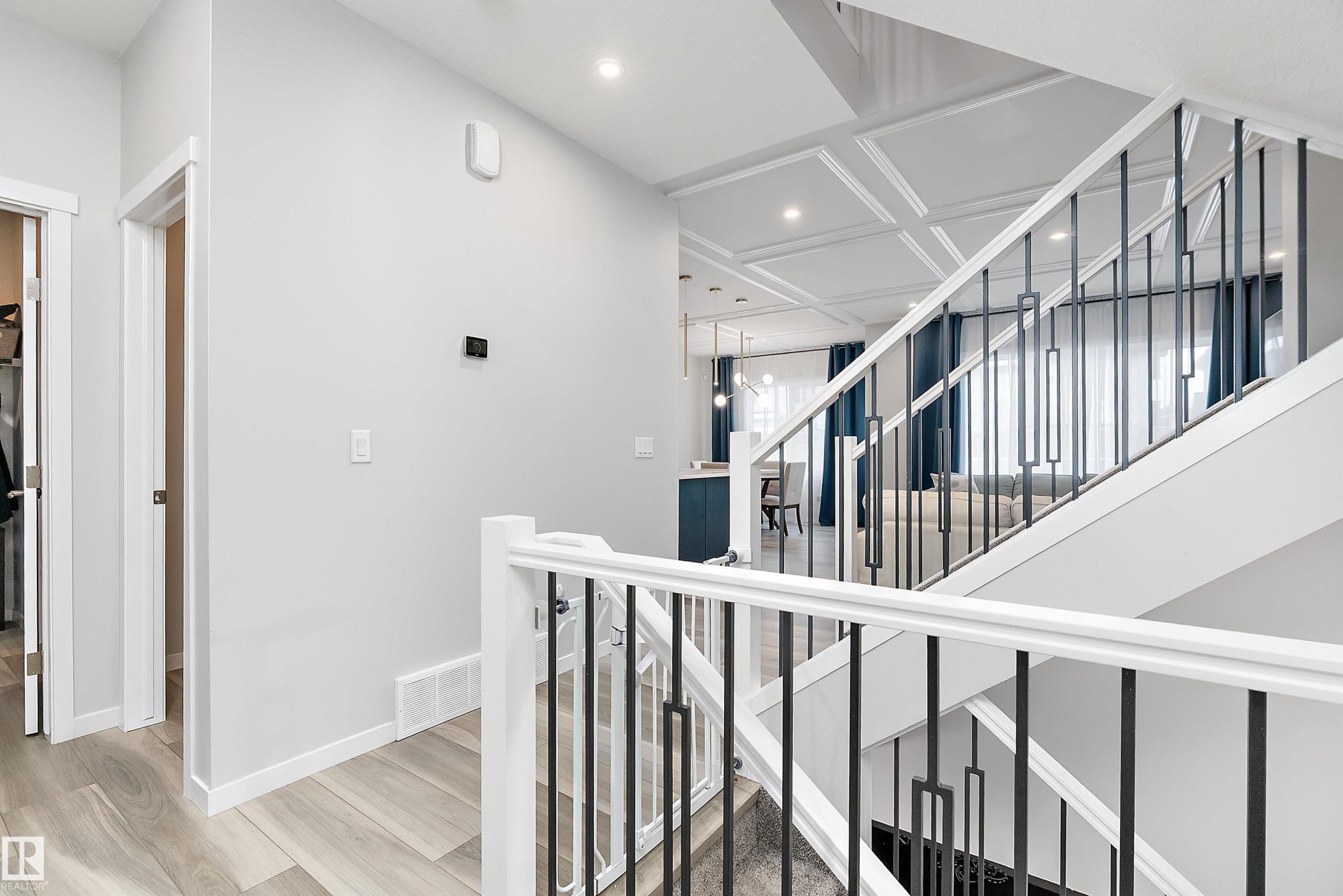 211 Caledon Crescent, Spruce Grove, AB - Indoor Photo Showing Other Room