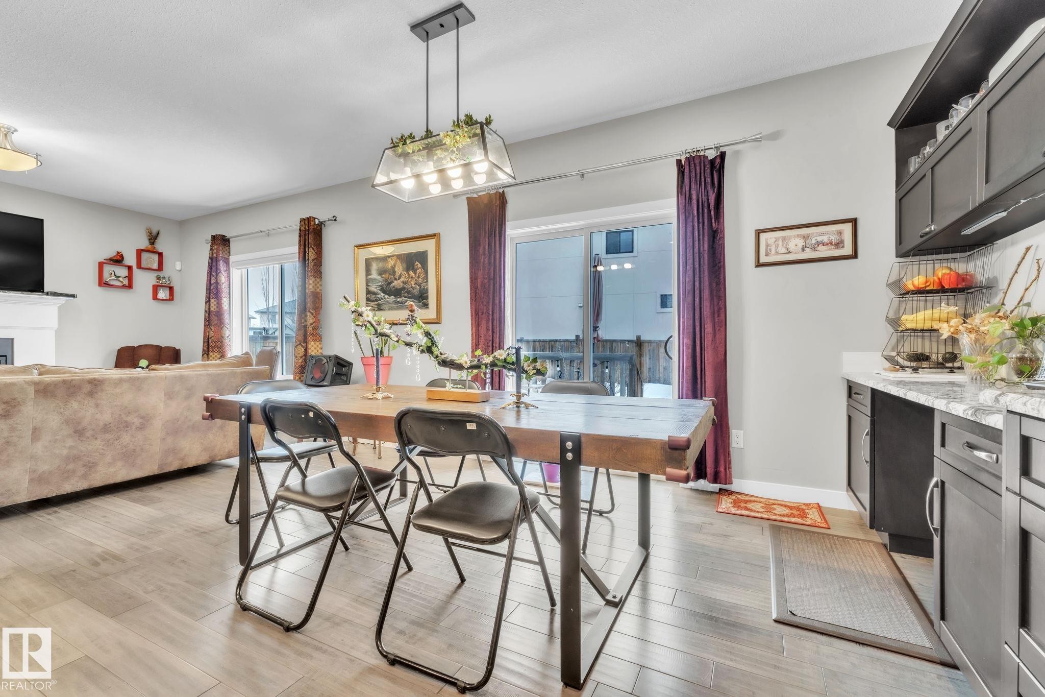 14007 138 Street, Edmonton, AB - Indoor